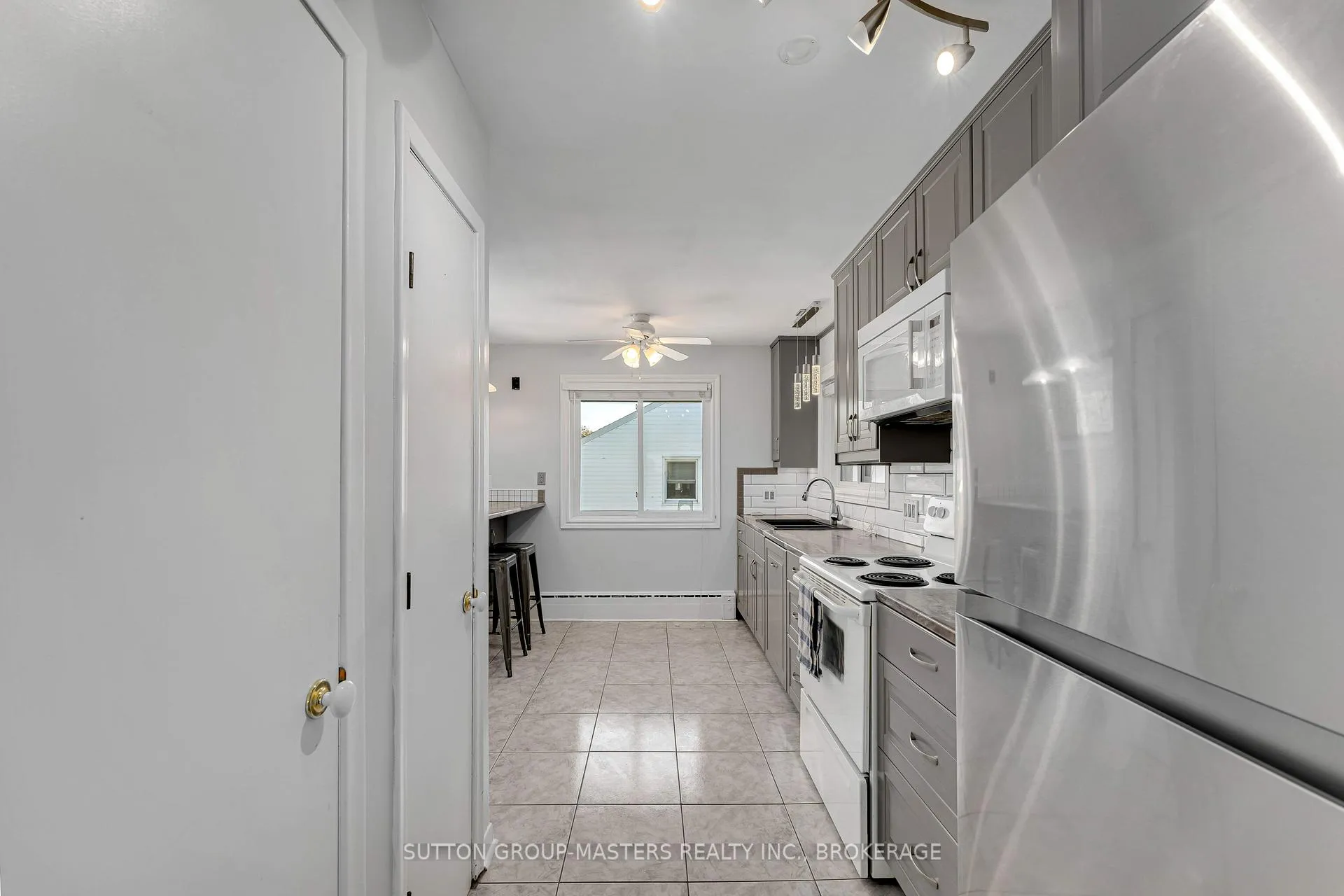 Photo 15 of 215 Yonge Street, Kingston, Central City West — HOMEH