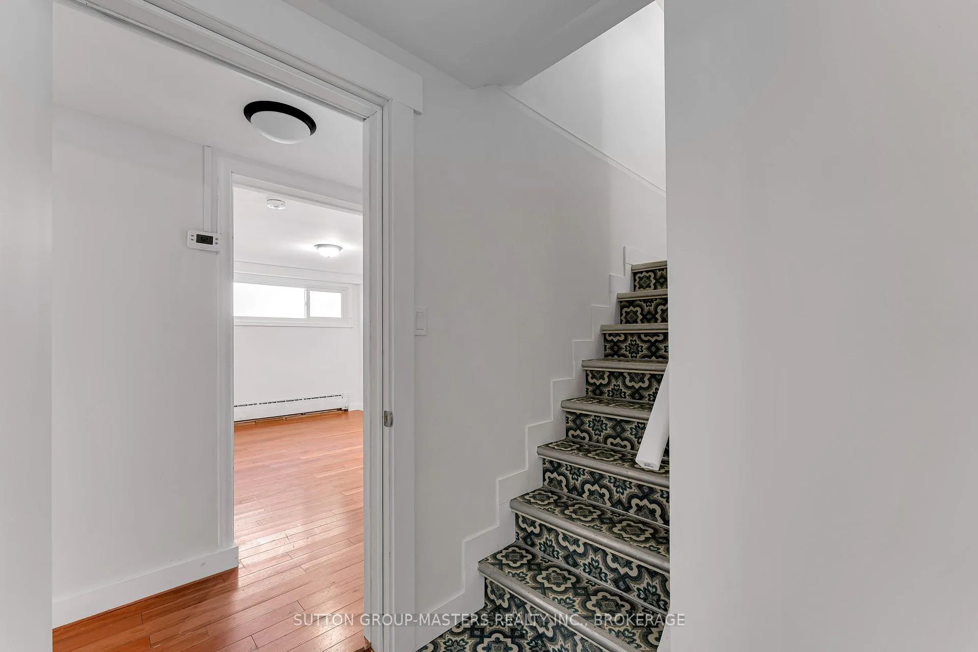 Photo 30 of 215 Yonge Street, Kingston, Central City West — HOMEH