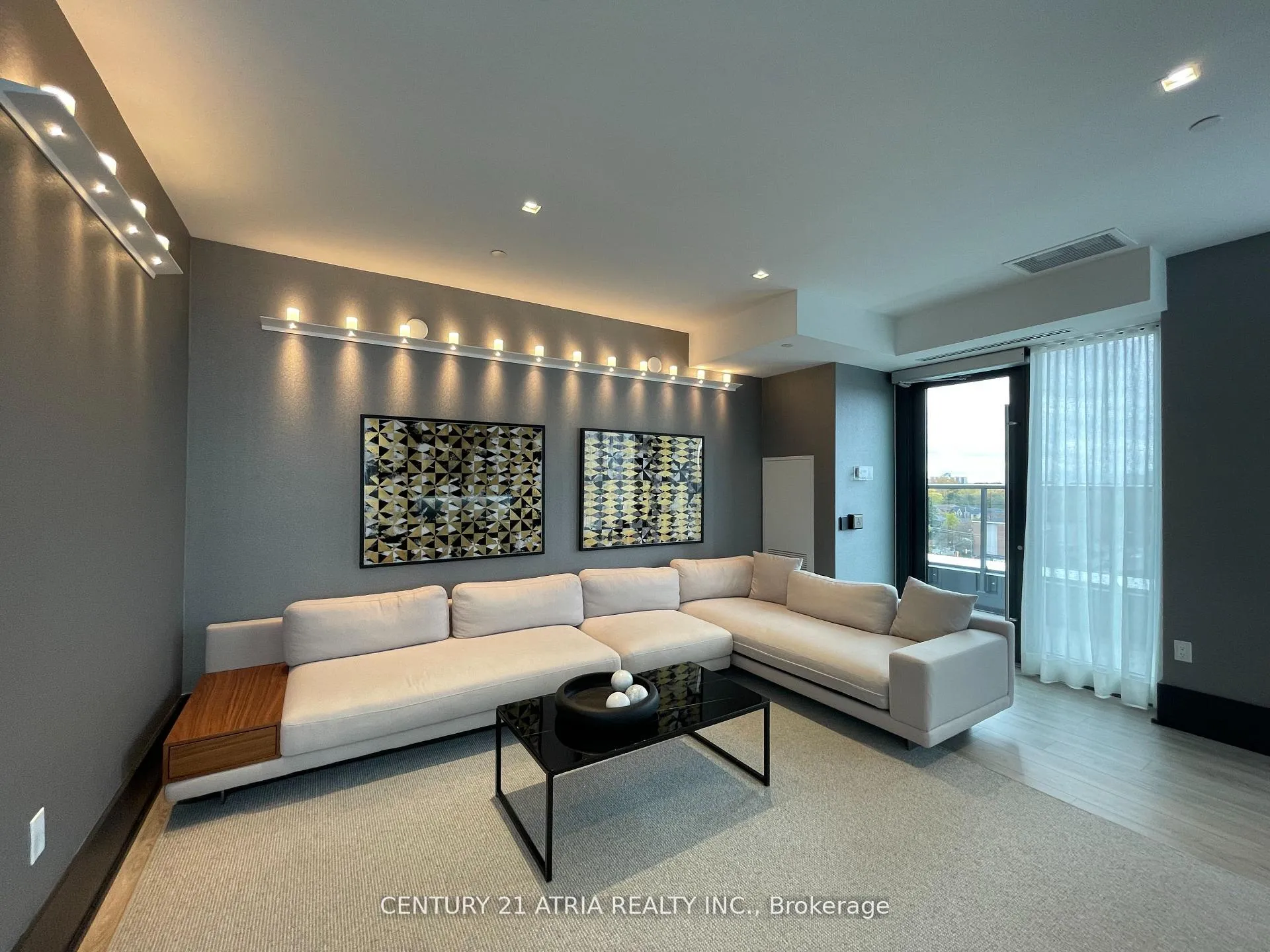 Photo 10 of Unit 709, 250 Lawrence Avenue, Toronto, Lawrence Park North — HOMEH