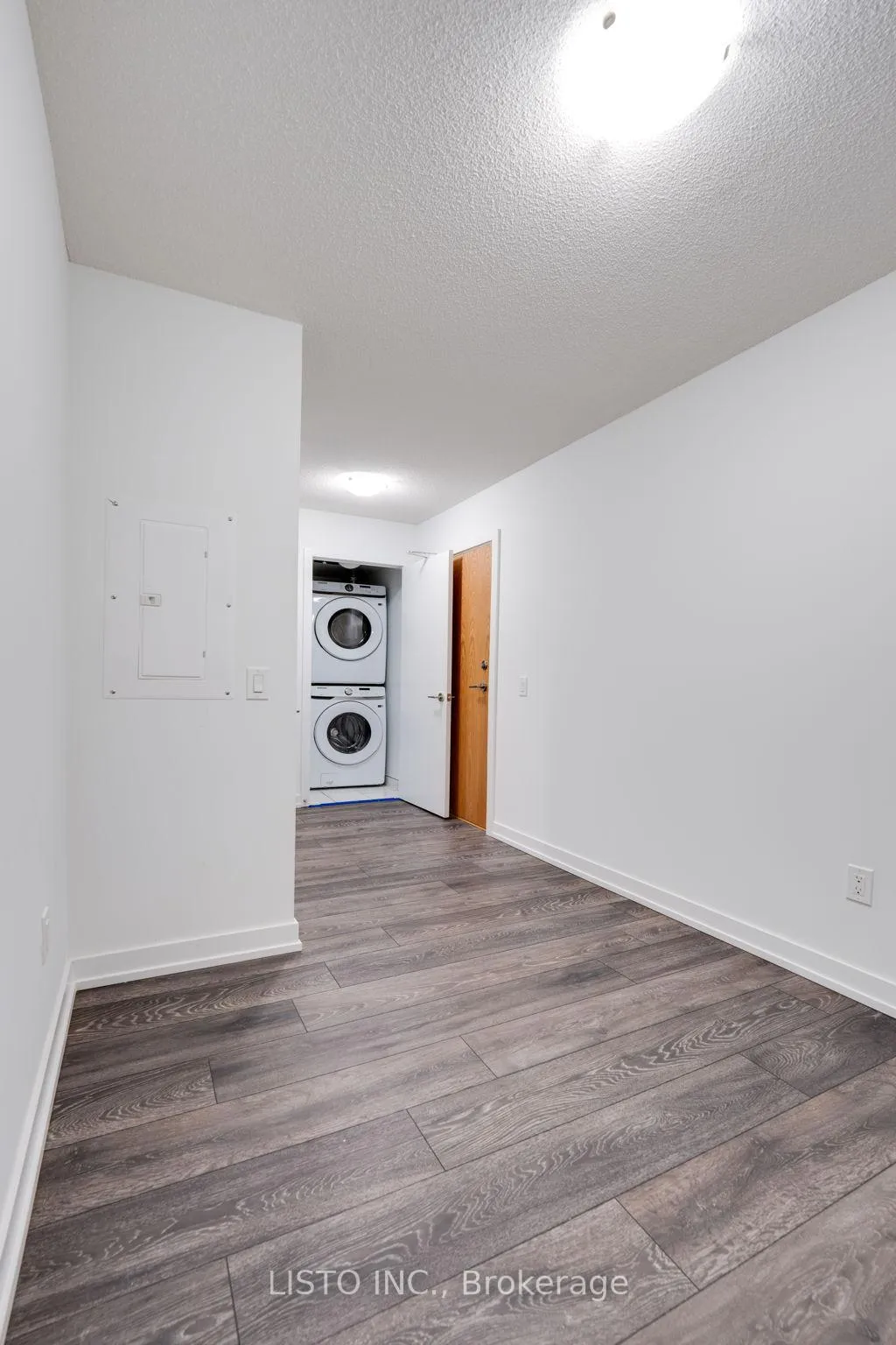 Photo 5 of Unit 413, 1455 Celebration Drive, Pickering, Bay Ridges — HOMEH