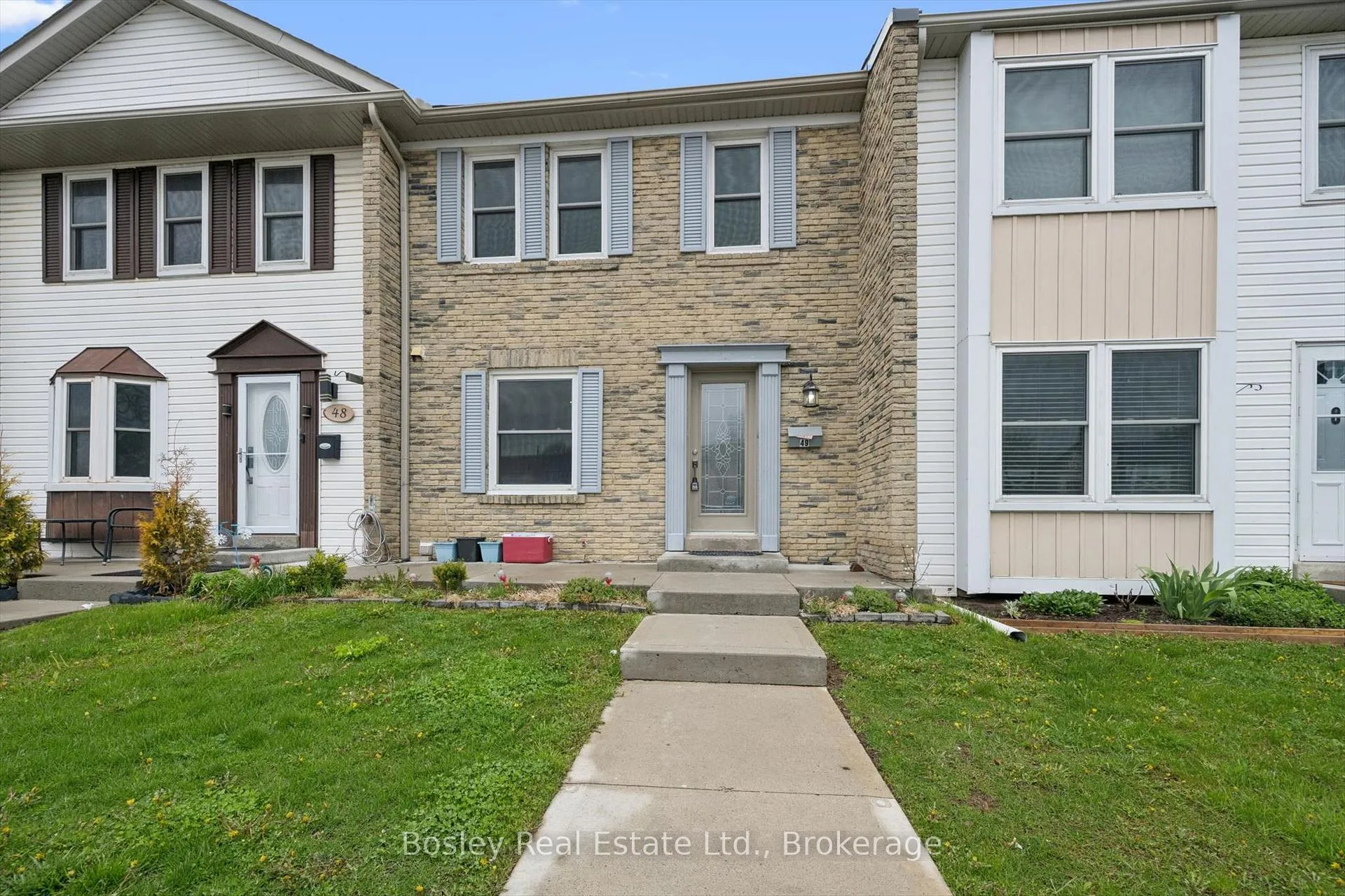 Photo 1 of Unit 49, 900 Central Park Drive, Brampton, Northgate — HOMEH