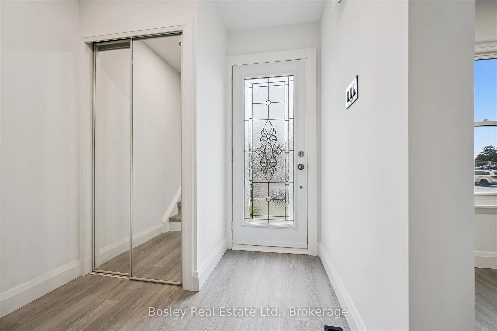 Photo 4 of Unit 49, 900 Central Park Drive, Brampton, Northgate — HOMEH