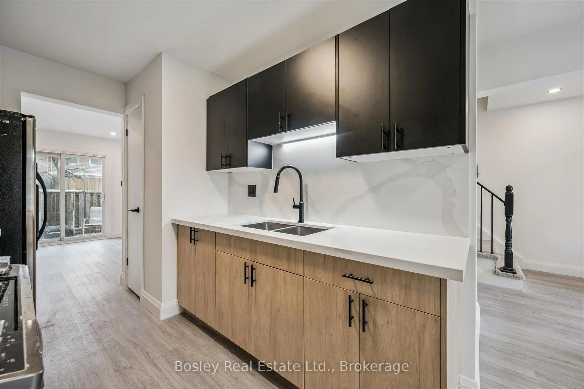 Photo 10 of Unit 49, 900 Central Park Drive, Brampton, Northgate — HOMEH