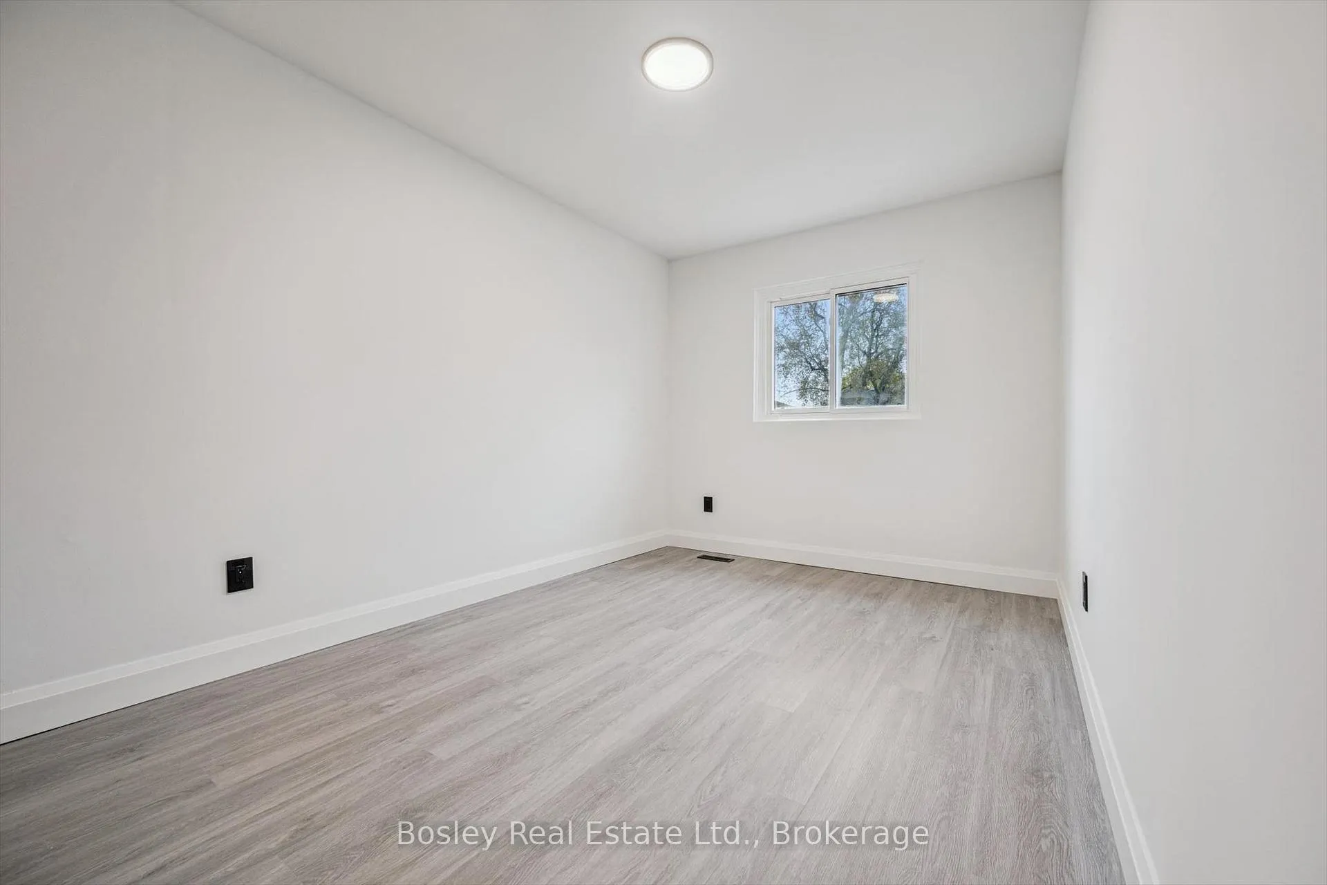 Photo 21 of Unit 49, 900 Central Park Drive, Brampton, Northgate — HOMEH