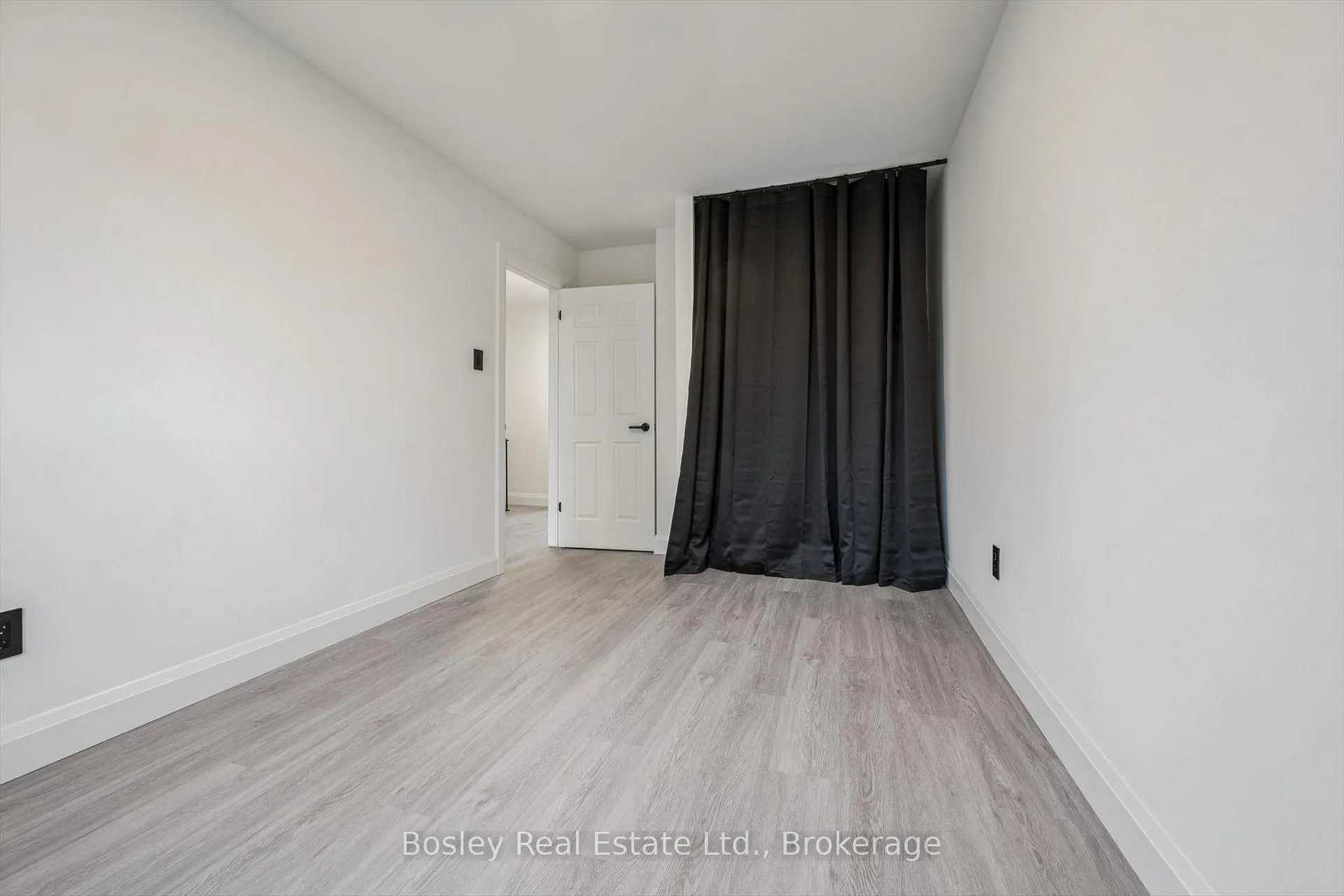 Photo 23 of Unit 49, 900 Central Park Drive, Brampton, Northgate — HOMEH