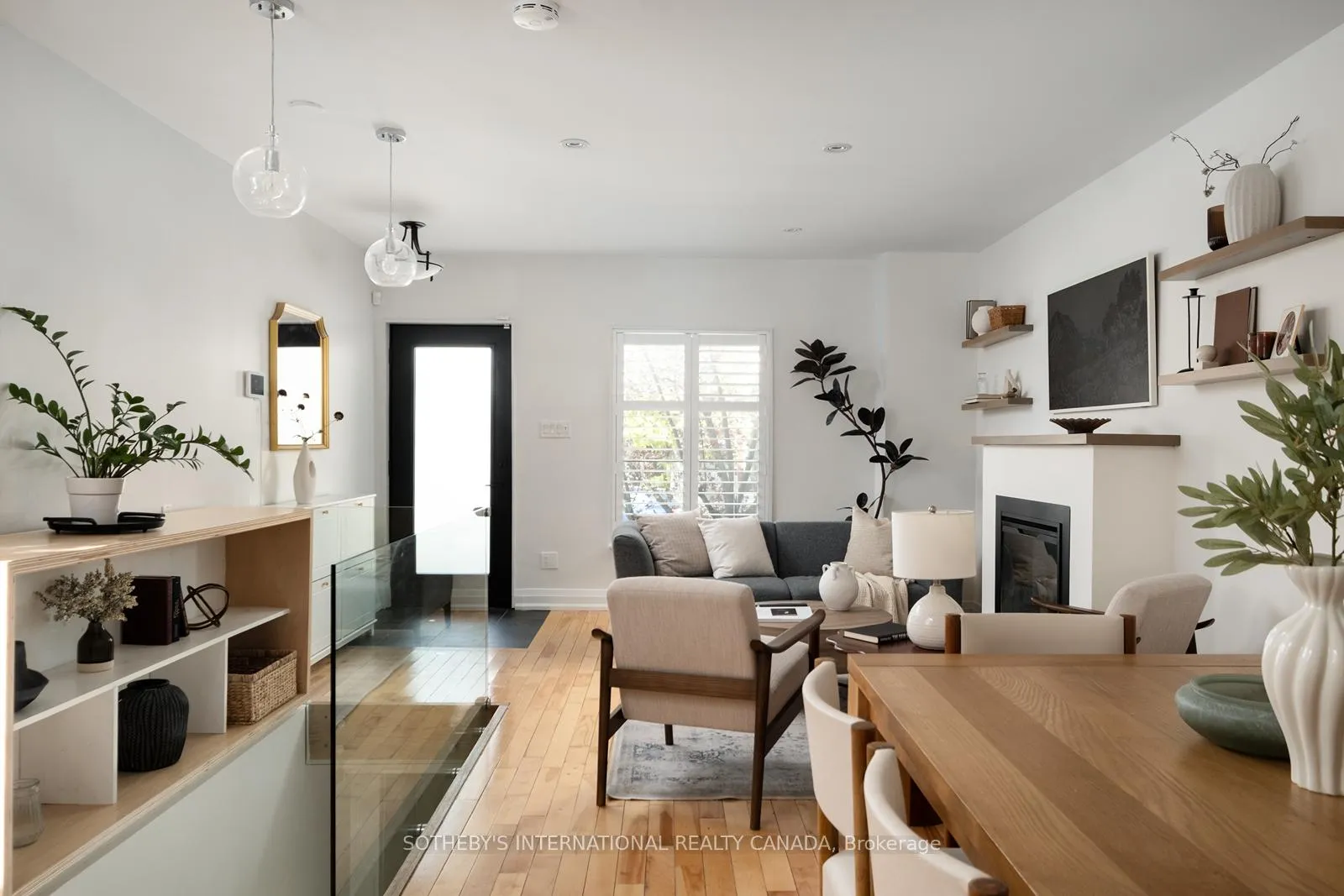 Photo 4 of 93 Fuller Avenue, Toronto, Roncesvalles — HOMEH