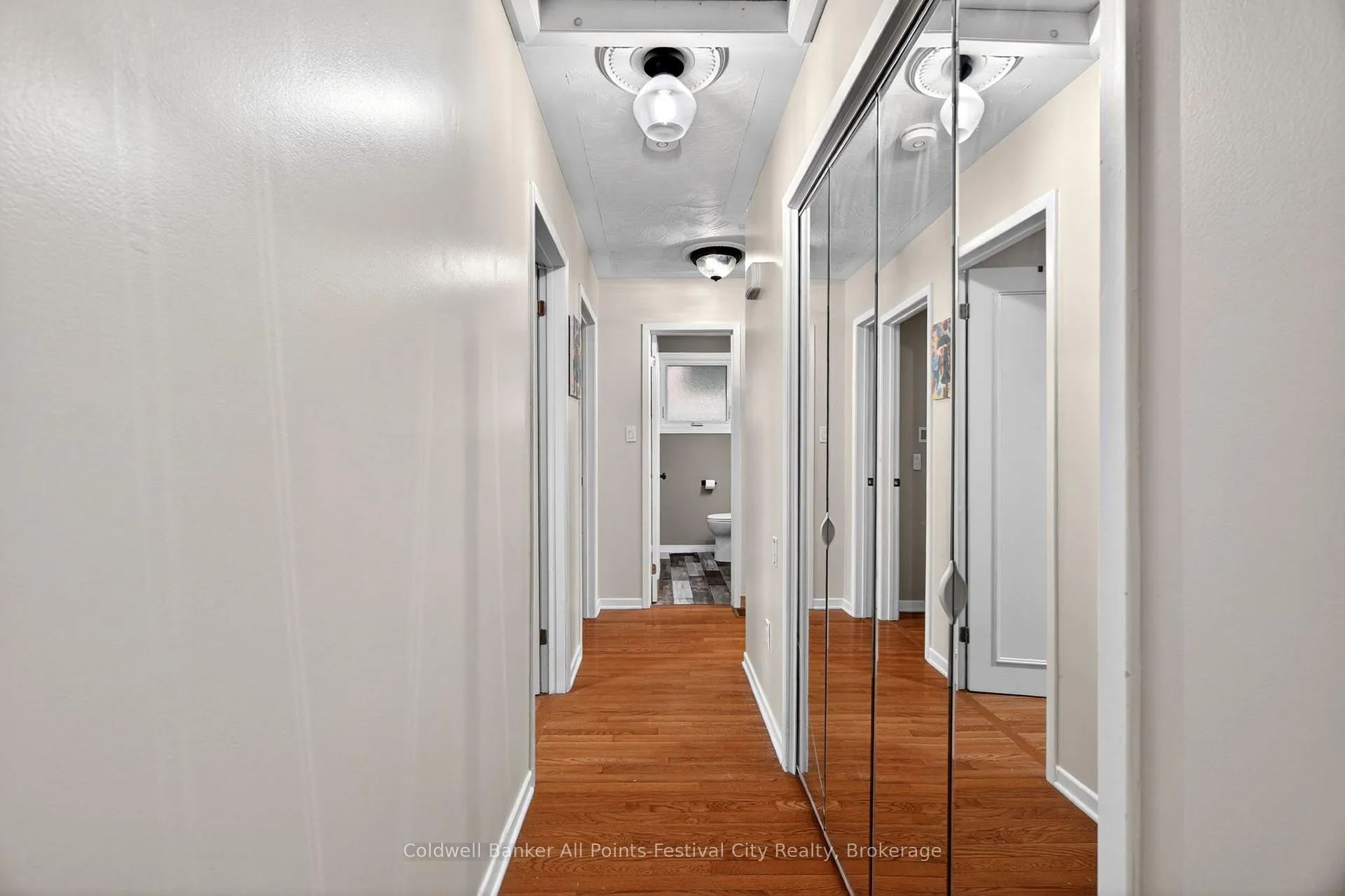 Photo 17 of 145 Suncoast Drive W, Goderich, Goderich (Town) — HOMEH