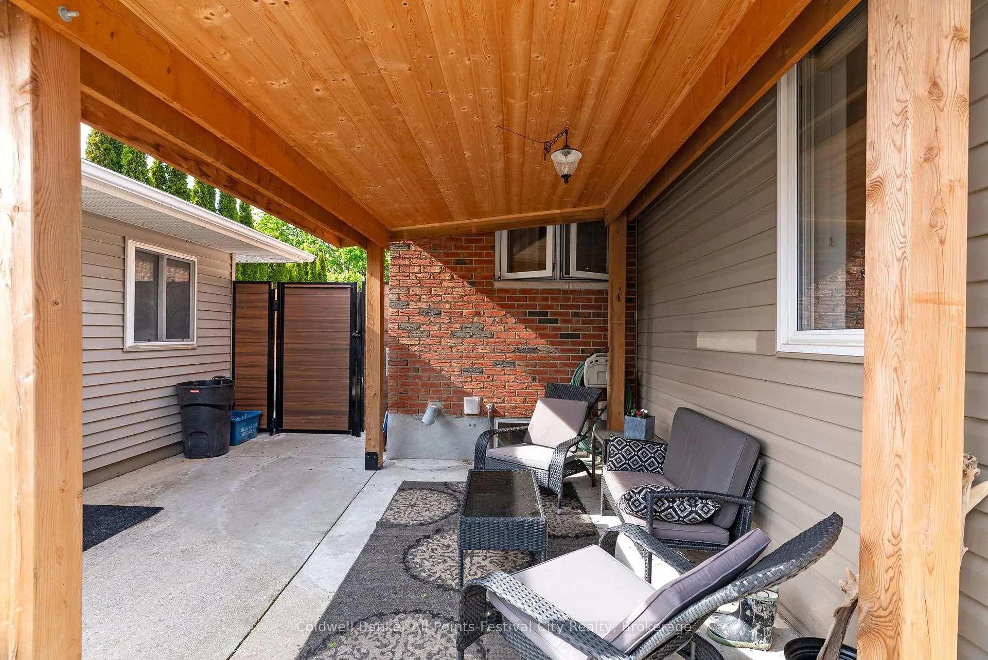 Photo 41 of 145 Suncoast Drive W, Goderich, Goderich (Town) — HOMEH