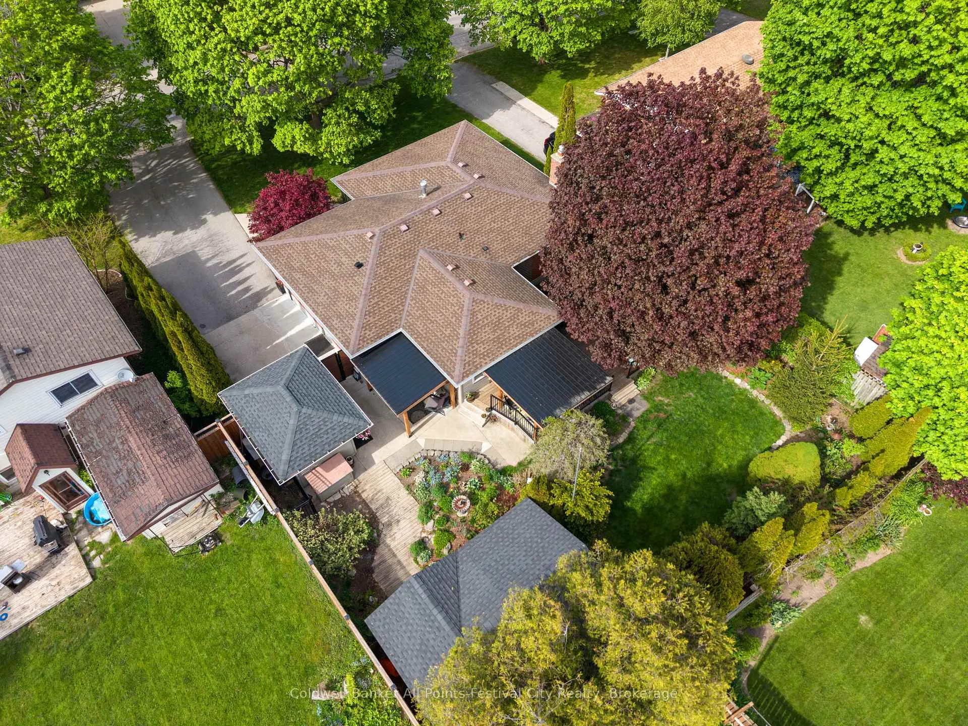 Photo 47 of 145 Suncoast Drive W, Goderich, Goderich (Town) — HOMEH