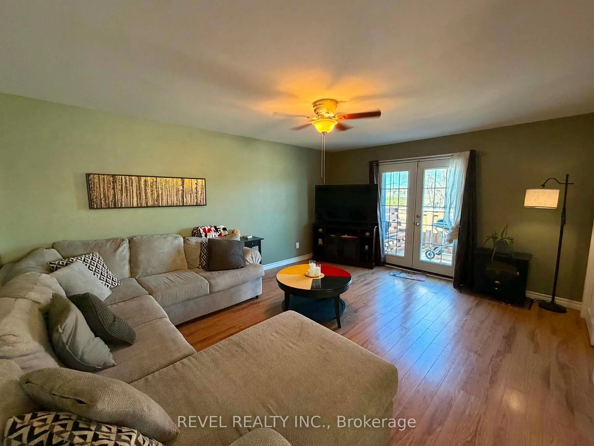 Photo 3 of 894 Suzanne Street, Timmins, TNW - Riverpark — HOMEH