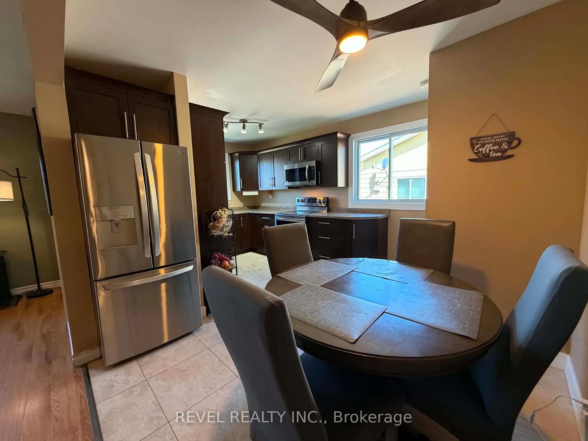 Photo 5 of 894 Suzanne Street, Timmins, TNW - Riverpark — HOMEH