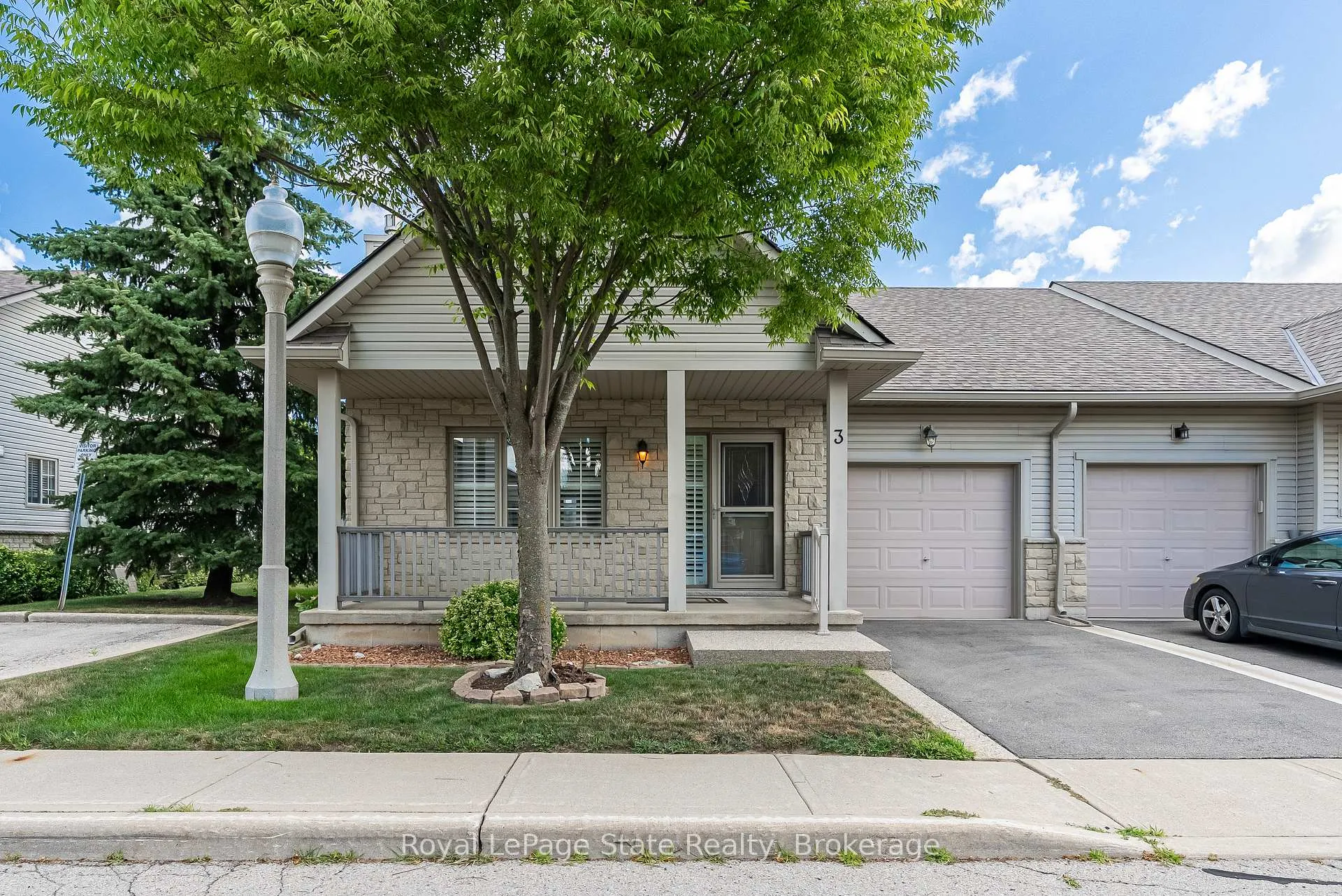 Photo 1 of Unit 3, 34 Southbrook Drive, Hamilton, Binbrook — HOMEH