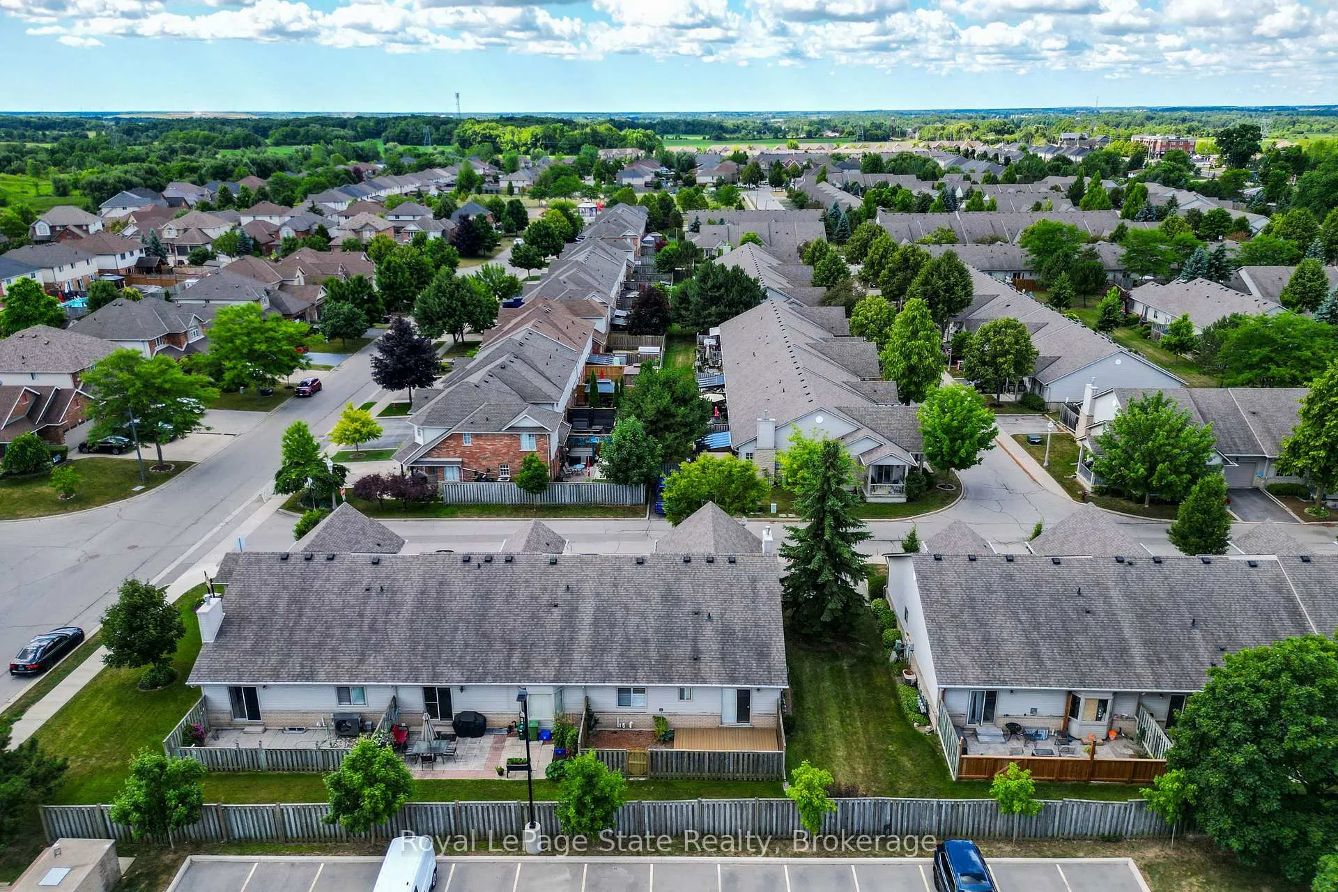 Photo 39 of Unit 3, 34 Southbrook Drive, Hamilton, Binbrook — HOMEH