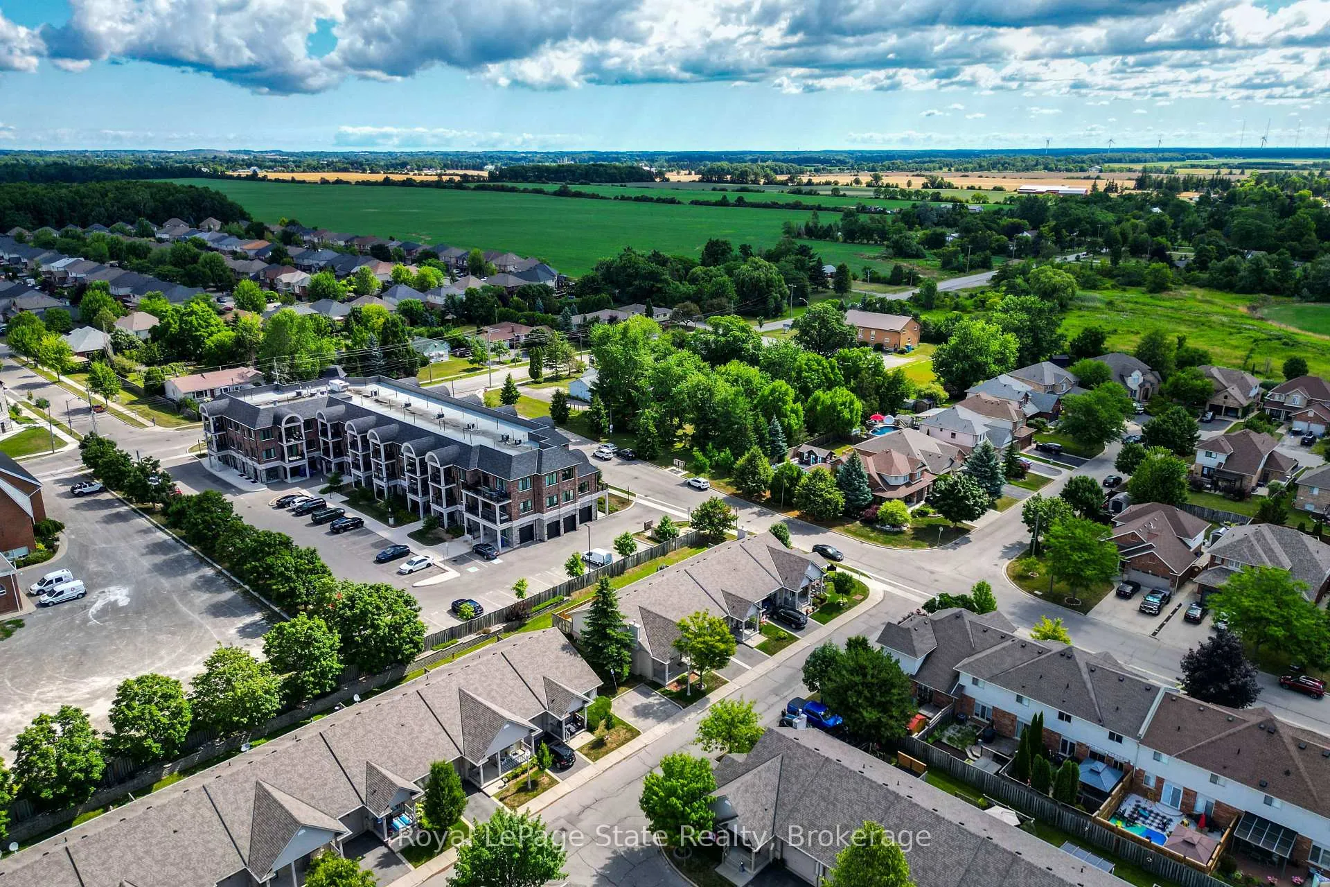 Photo 45 of Unit 3, 34 Southbrook Drive, Hamilton, Binbrook — HOMEH