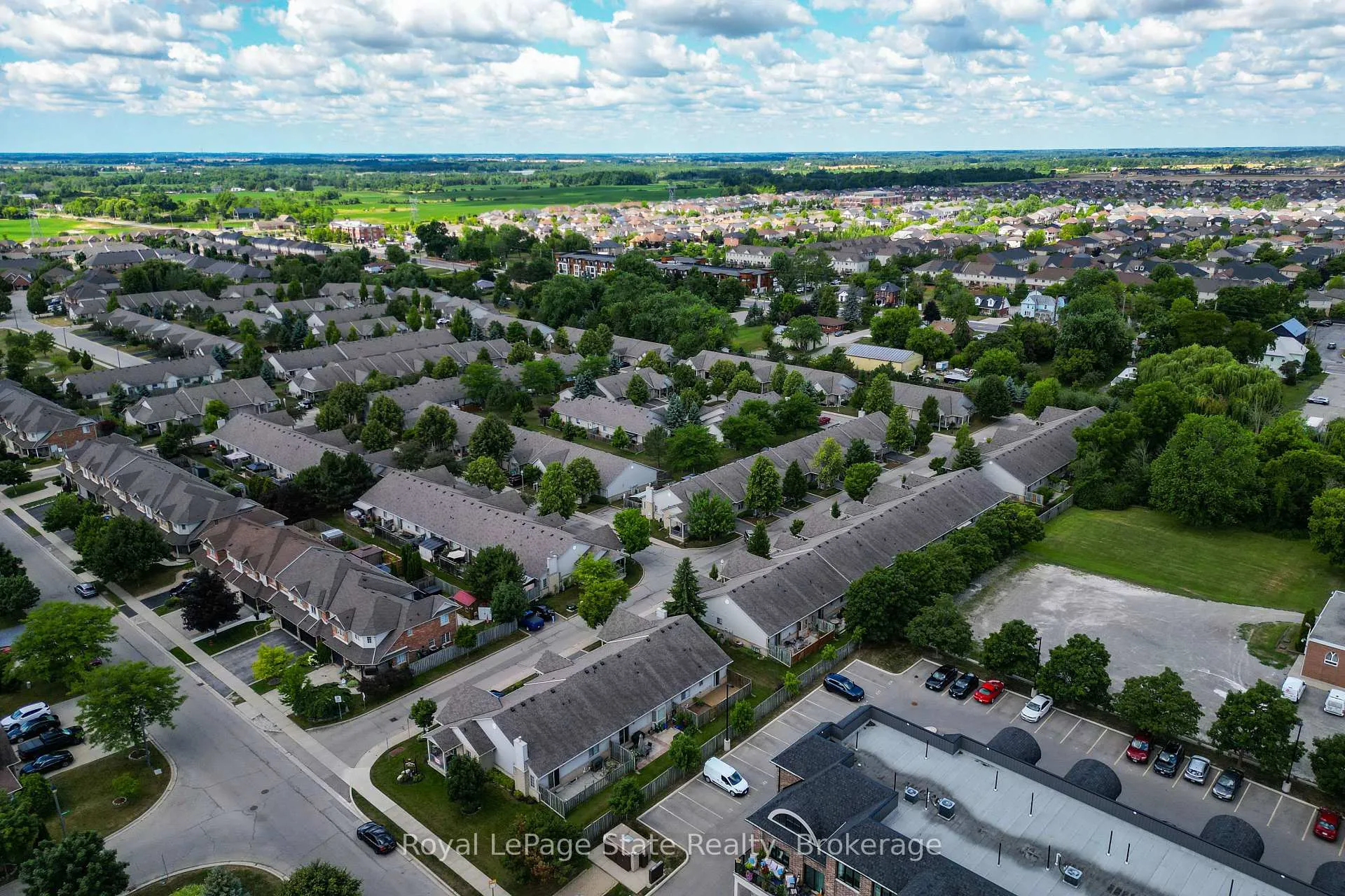 Photo 50 of Unit 3, 34 Southbrook Drive, Hamilton, Binbrook — HOMEH