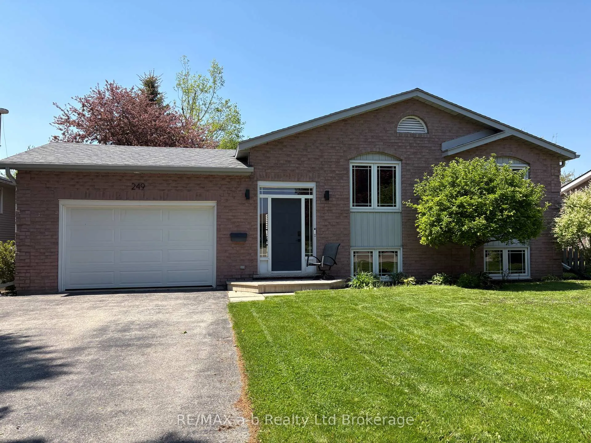 Photo 1 of 249 Arris Crescent, West Perth, Mitchell — HOMEH
