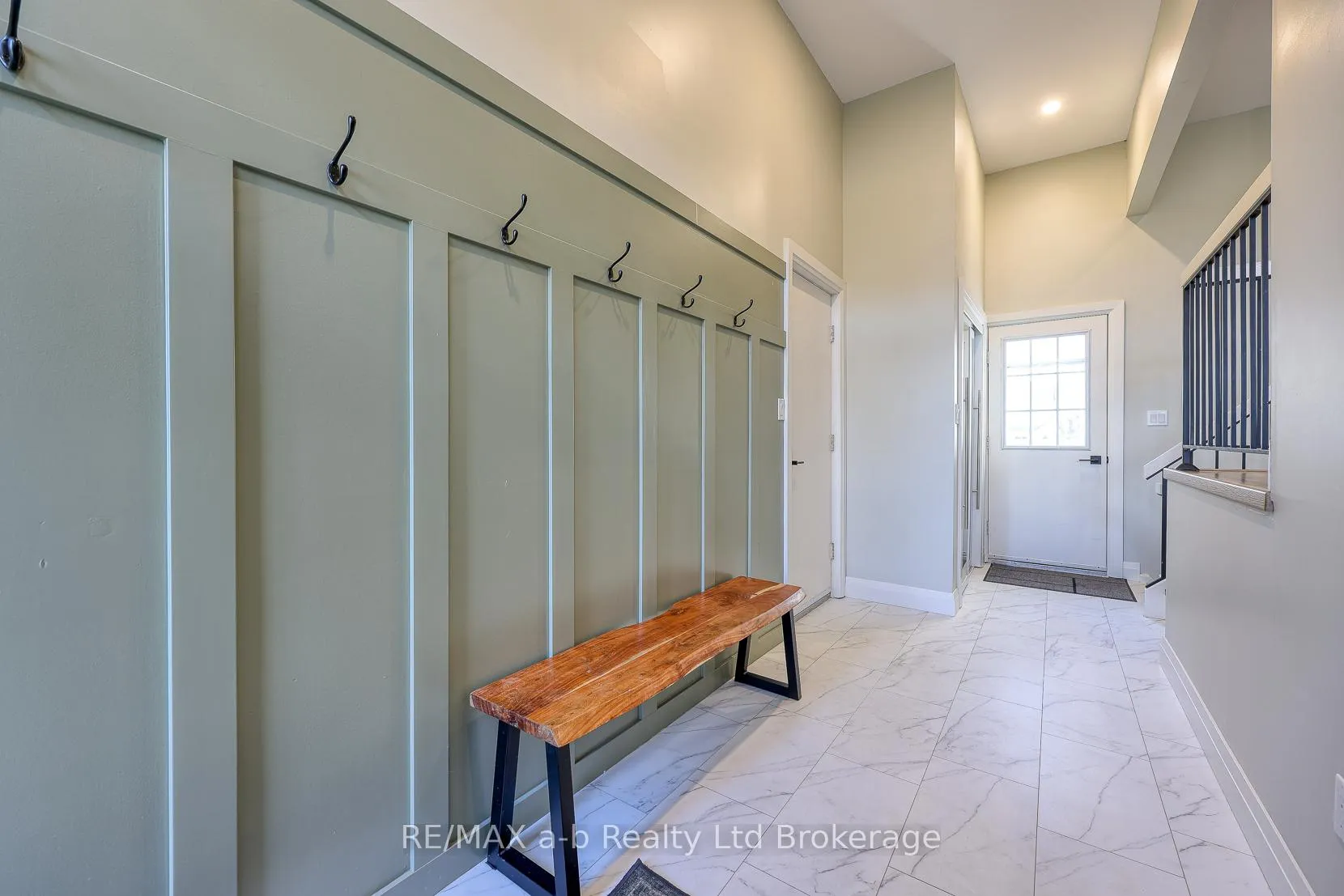 Photo 2 of 249 Arris Crescent, West Perth, Mitchell — HOMEH