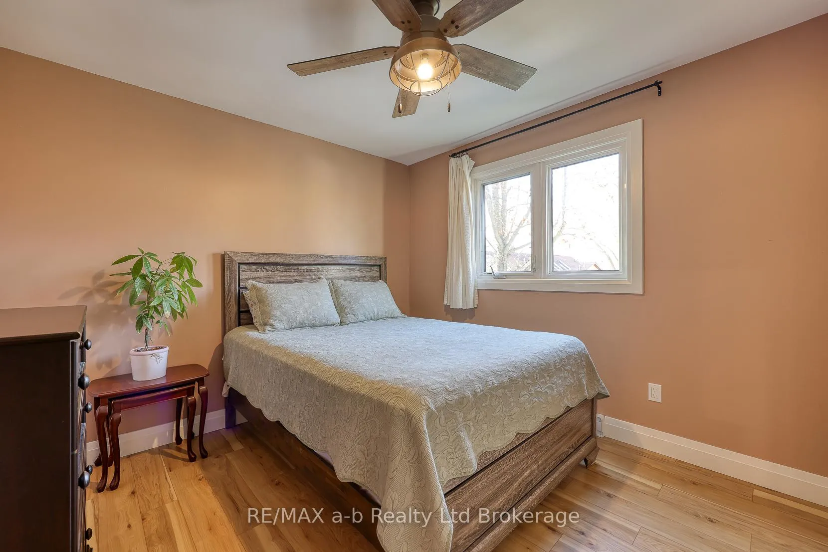 Photo 21 of 249 Arris Crescent, West Perth, Mitchell — HOMEH