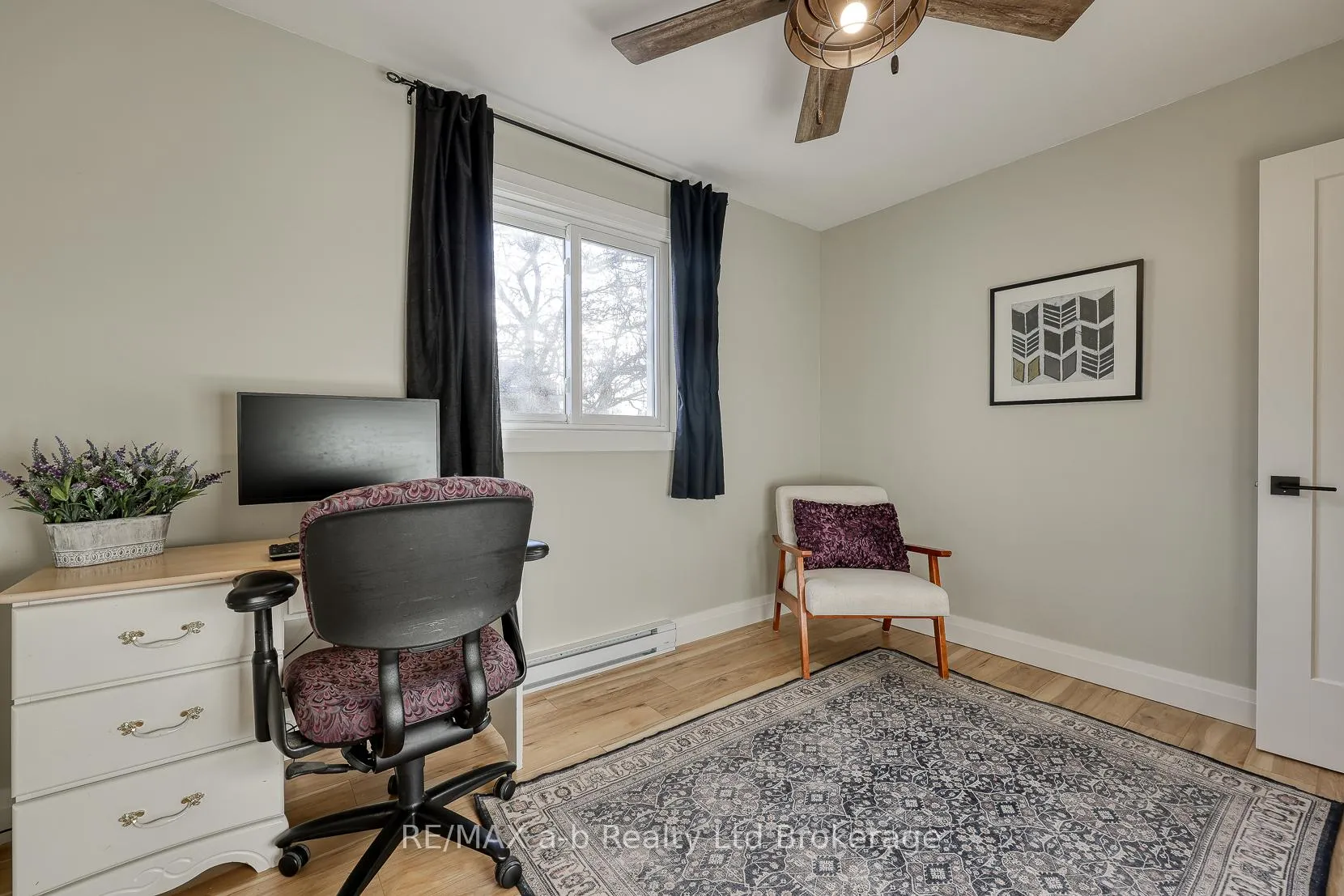 Photo 24 of 249 Arris Crescent, West Perth, Mitchell — HOMEH