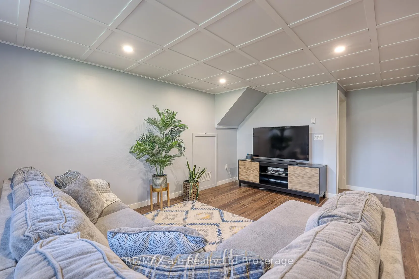 Photo 29 of 249 Arris Crescent, West Perth, Mitchell — HOMEH