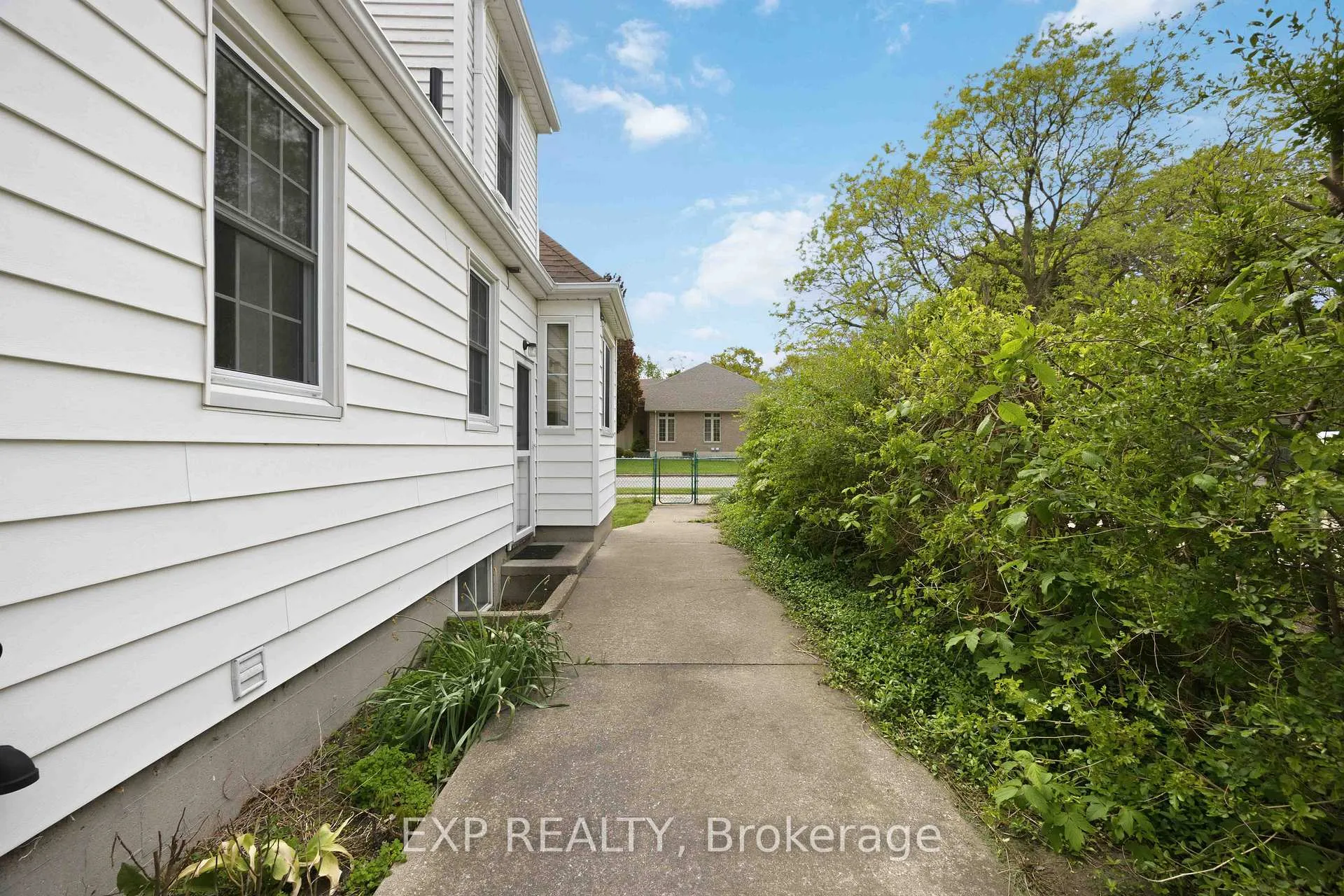 Photo 41 of 159 Cecil Street, Sarnia — HOMEH