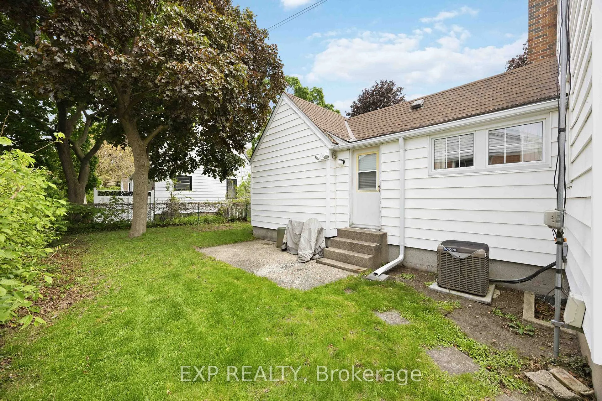 Photo 42 of 159 Cecil Street, Sarnia — HOMEH