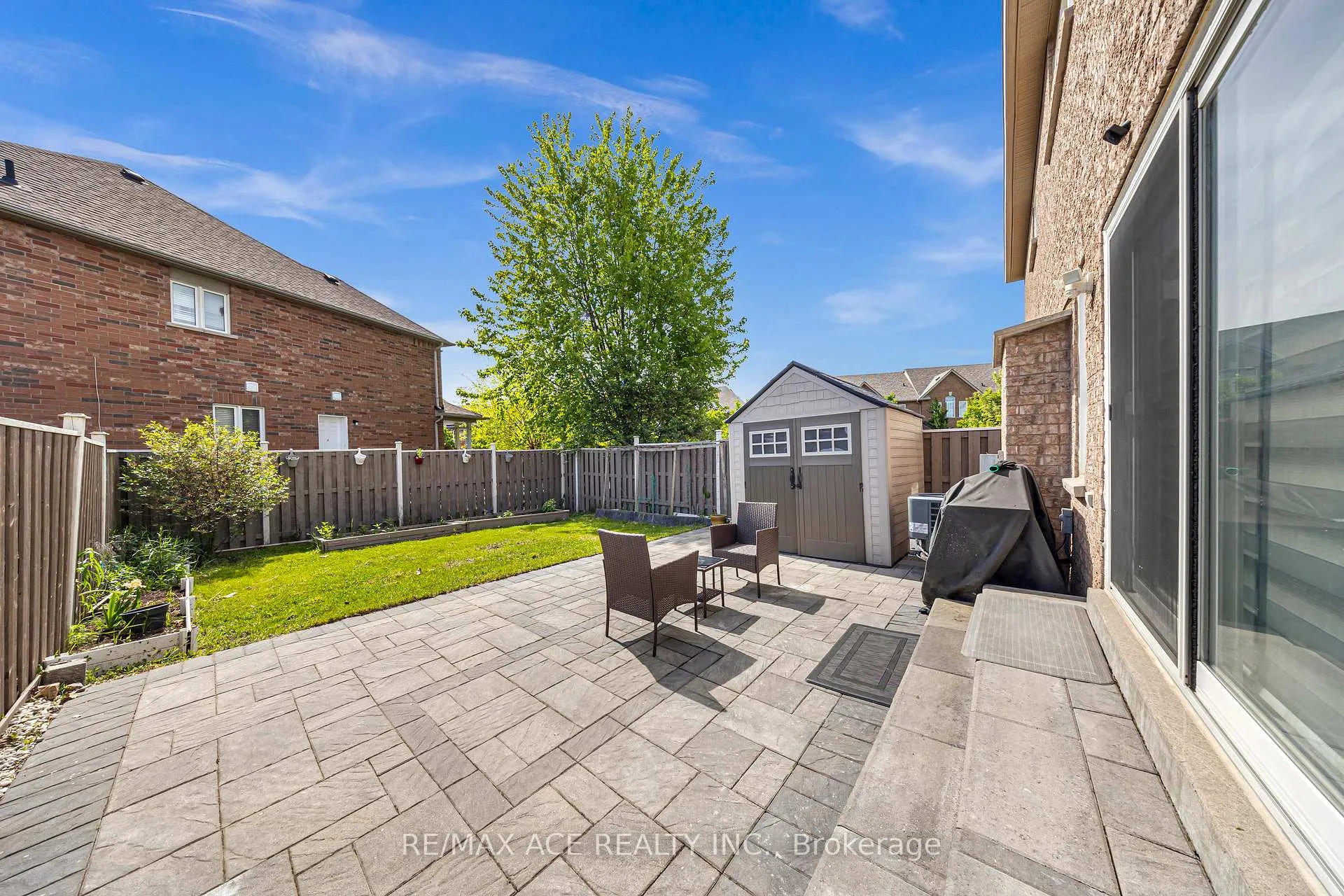 Photo 5 of 45 Harry Blaylock Drive, Markham, Greensborough — HOMEH