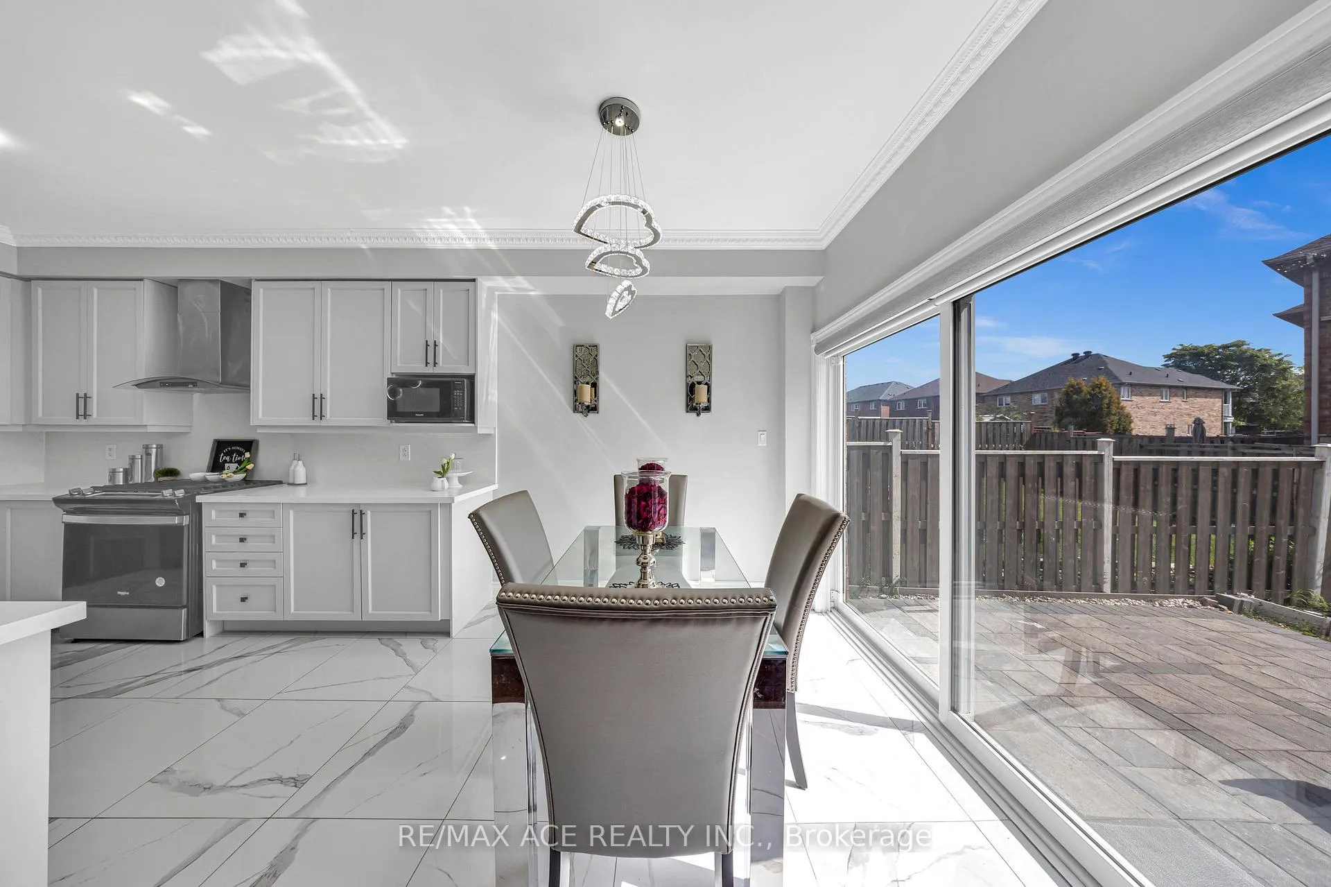 Photo 16 of 45 Harry Blaylock Drive, Markham, Greensborough — HOMEH