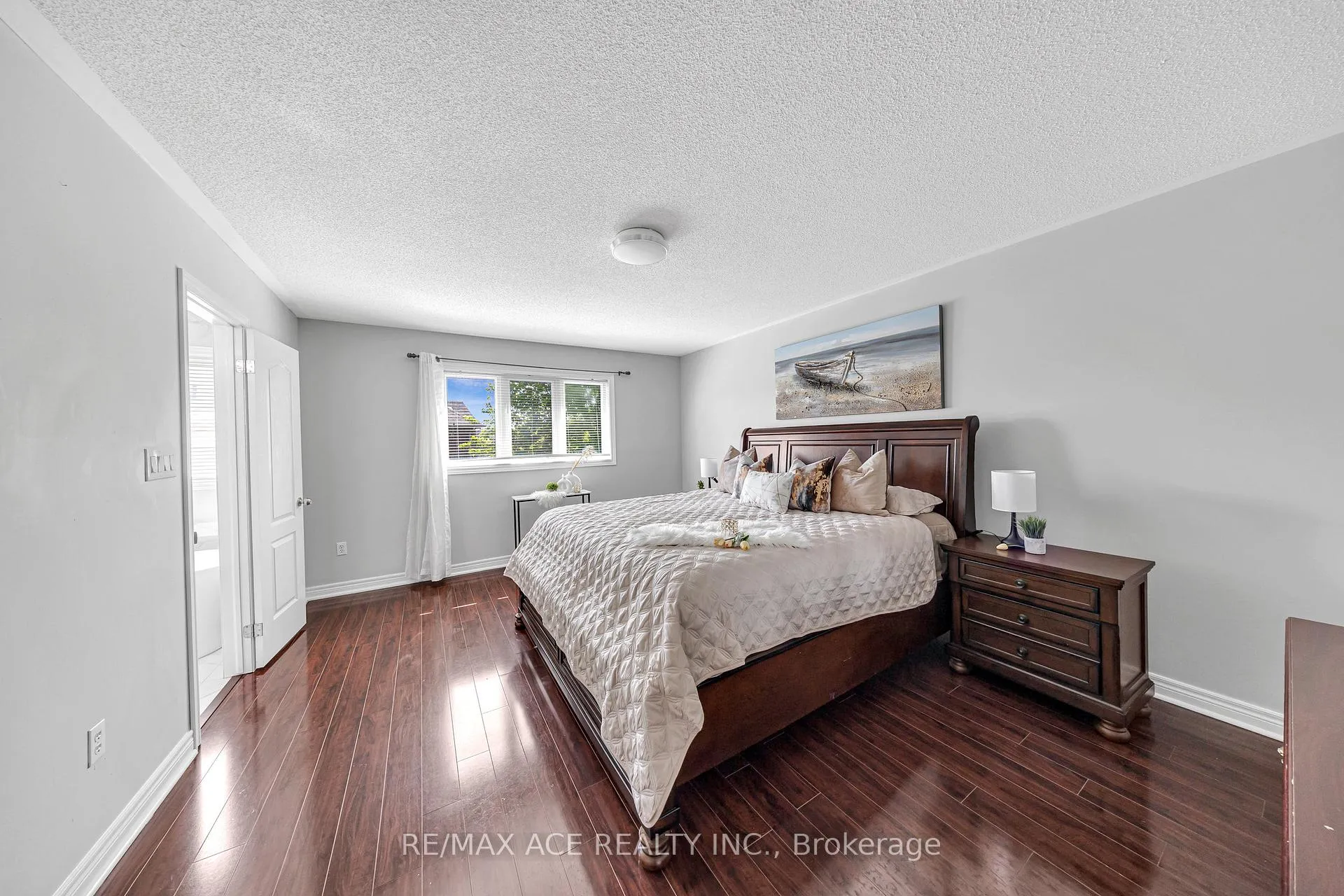 Photo 24 of 45 Harry Blaylock Drive, Markham, Greensborough — HOMEH
