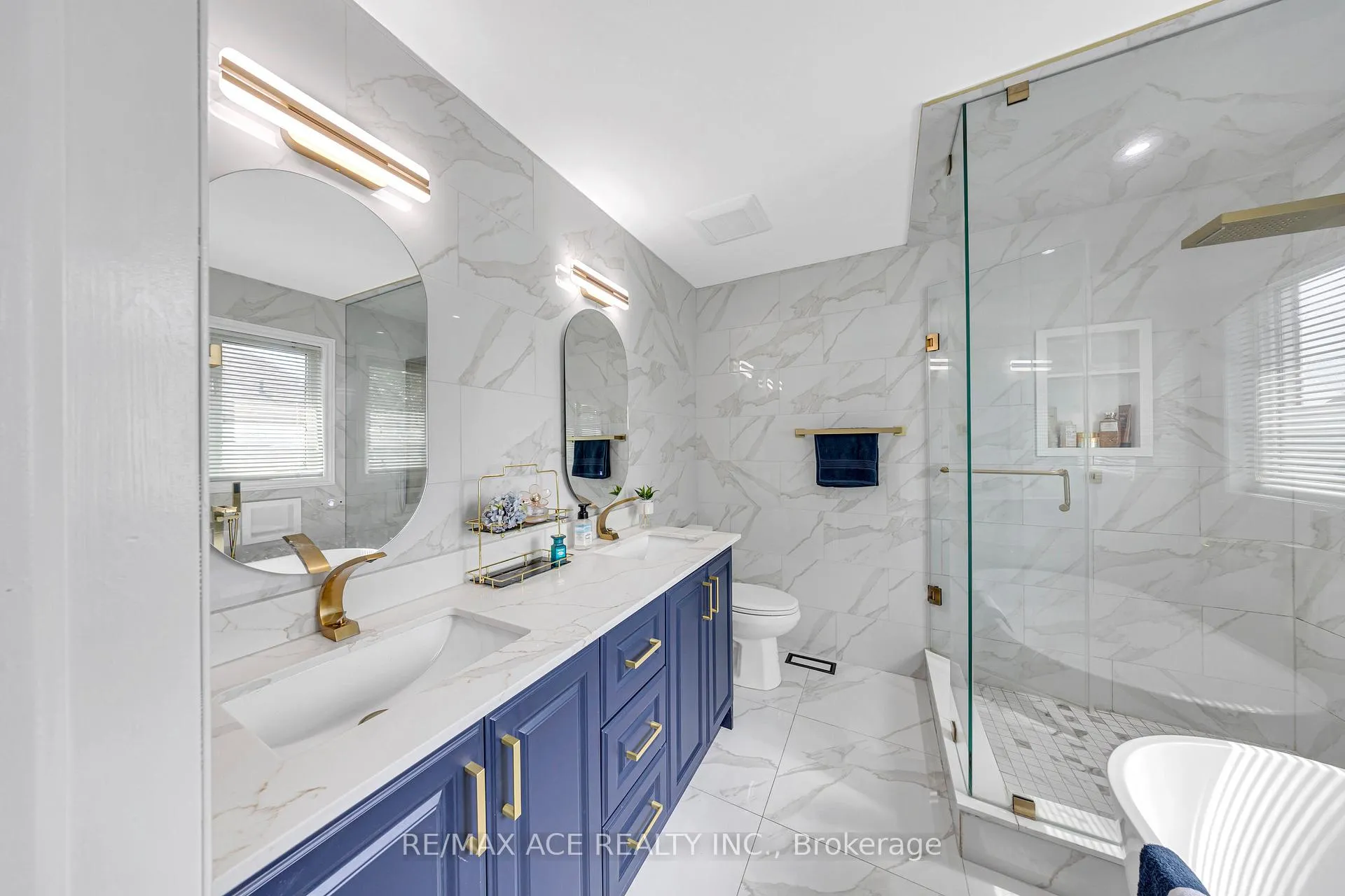Photo 27 of 45 Harry Blaylock Drive, Markham, Greensborough — HOMEH