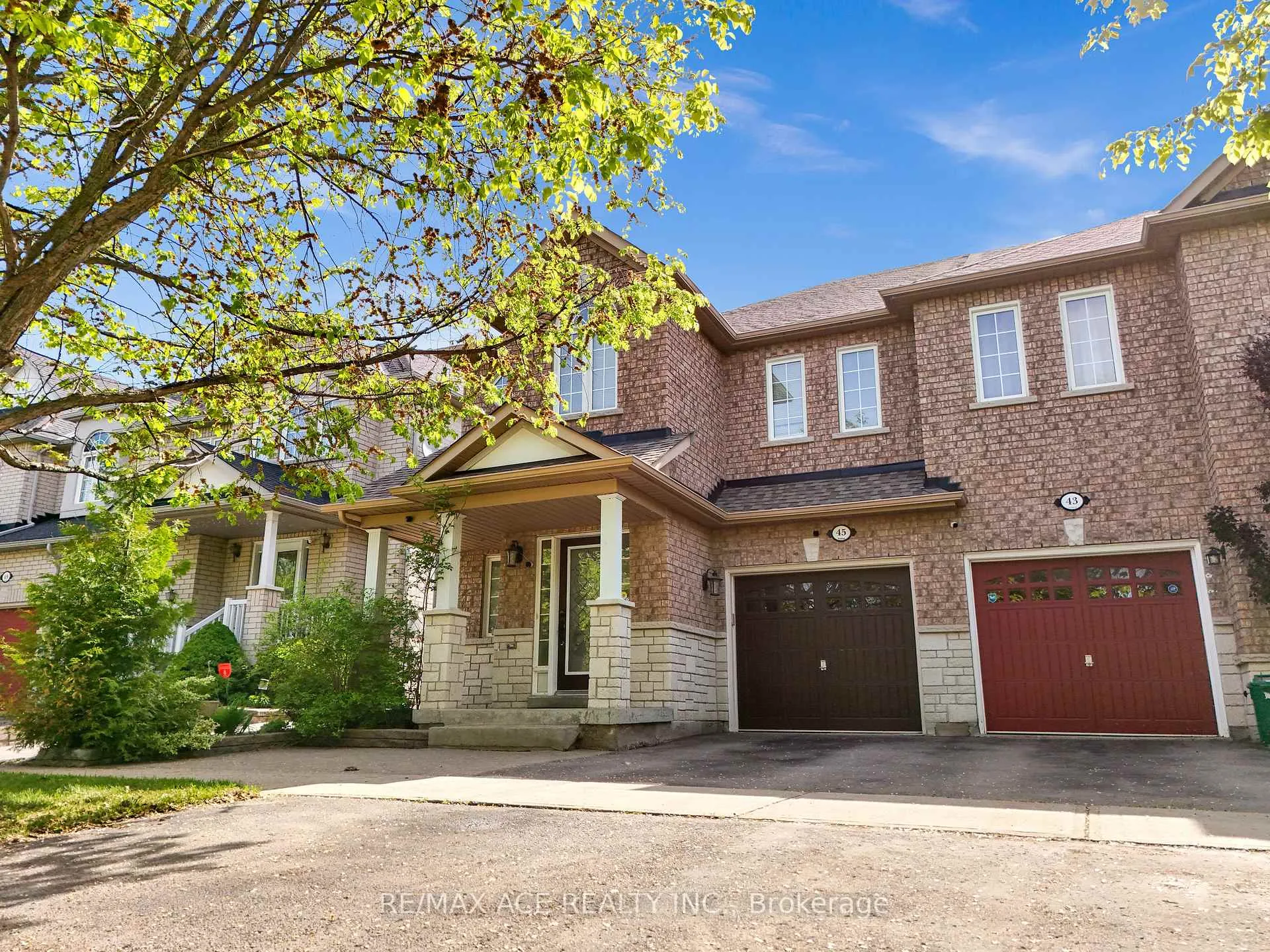 Photo 43 of 45 Harry Blaylock Drive, Markham, Greensborough — HOMEH