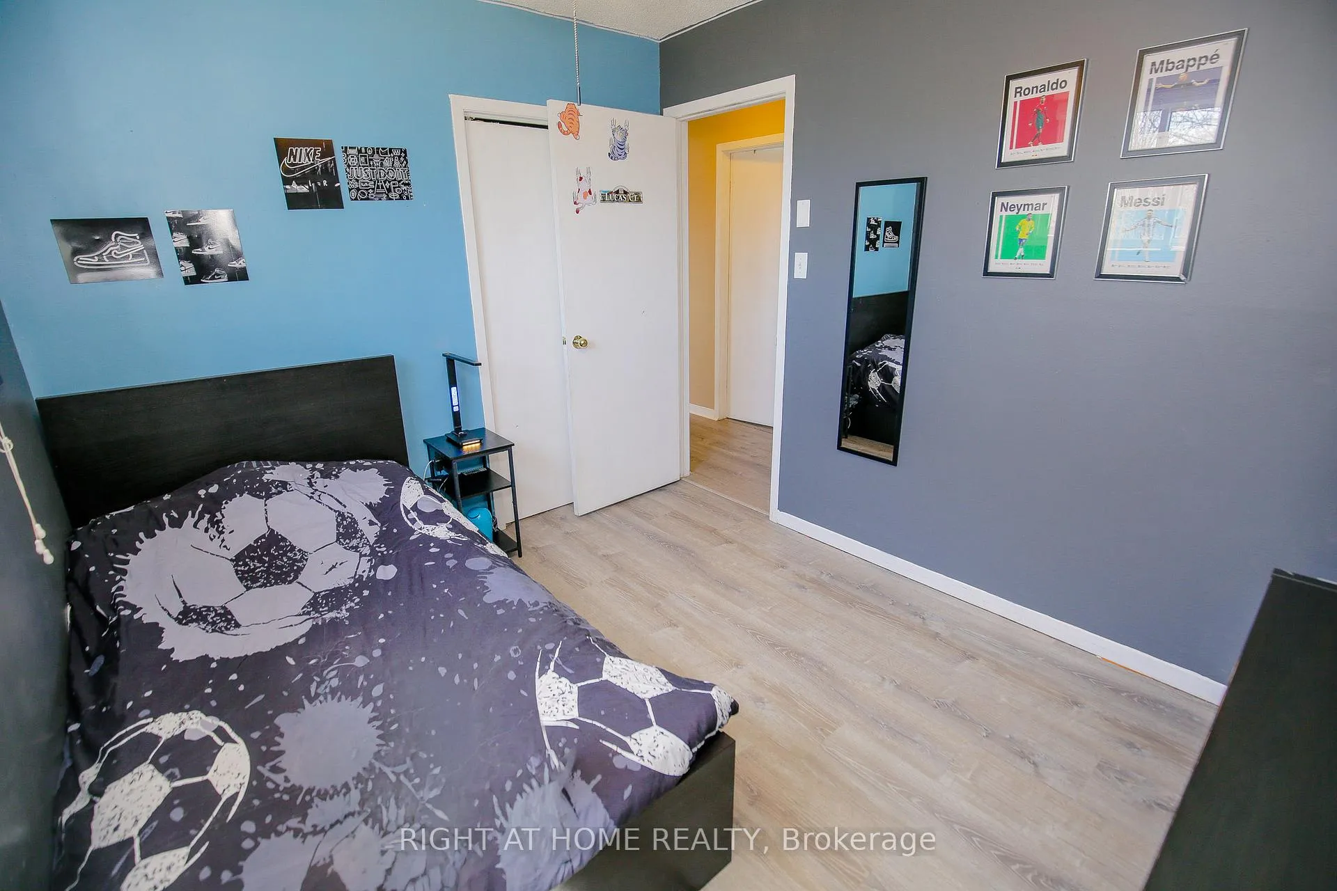 Photo 20 of 151 Little Avenue, Barrie, Allandale Heights — HOMEH