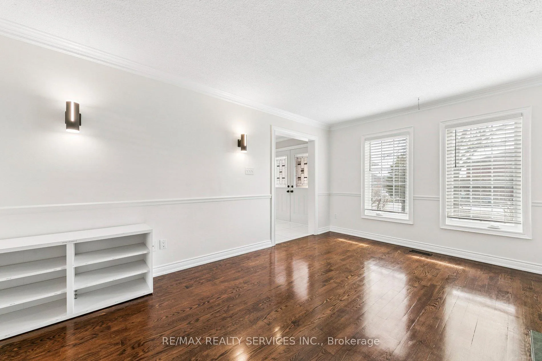 Photo 5 of 4 Burt Drive, Brampton, Northwood Park — HOMEH