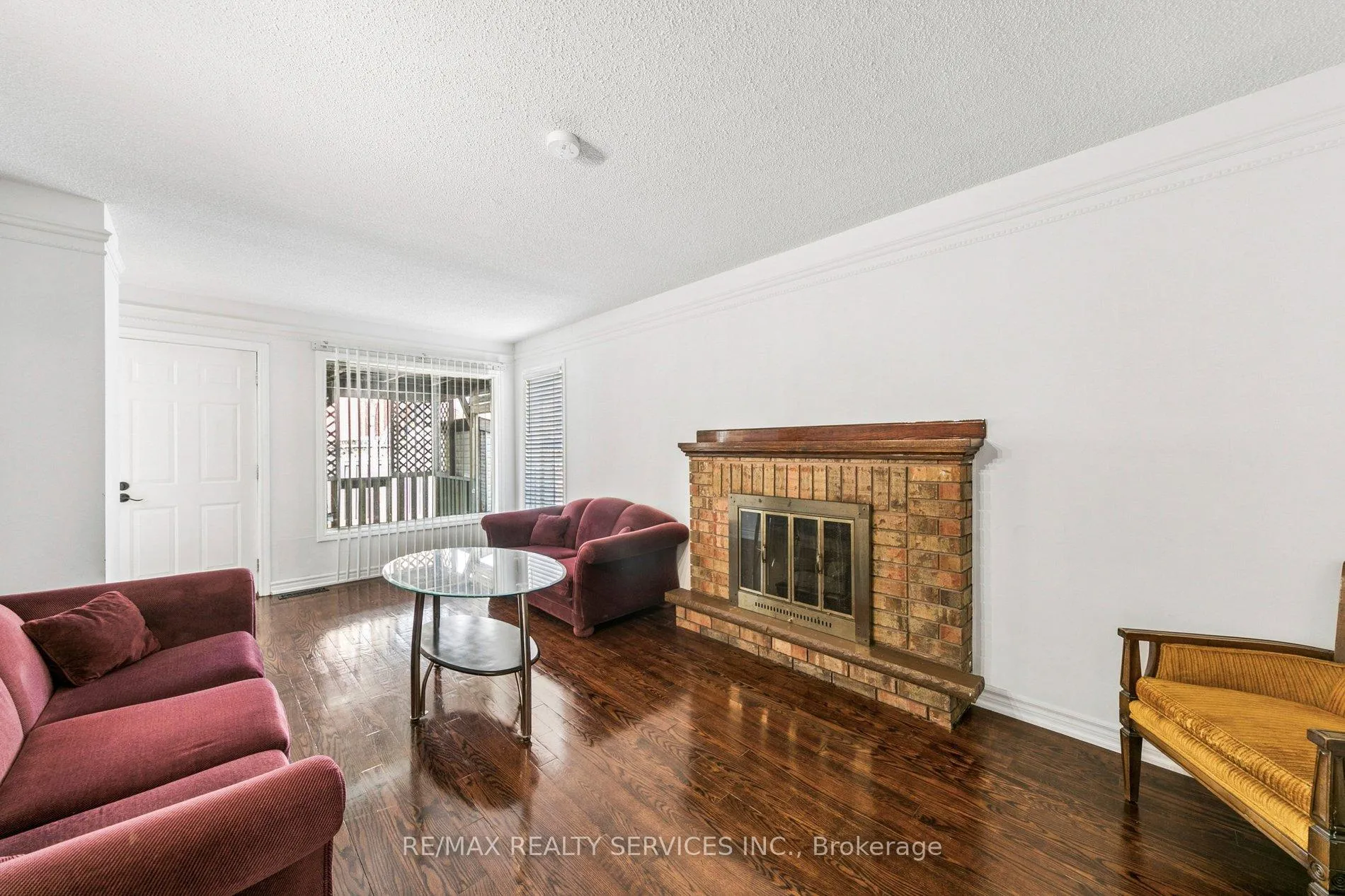 Photo 11 of 4 Burt Drive, Brampton, Northwood Park — HOMEH