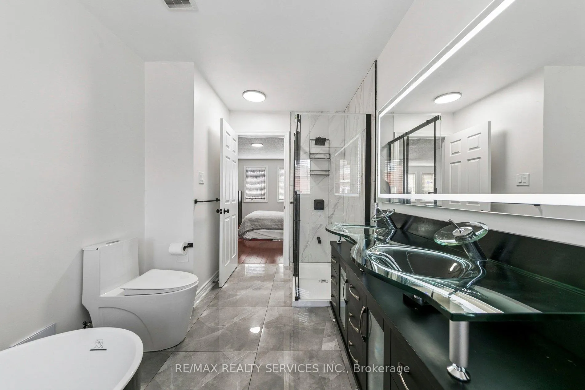 Photo 24 of 4 Burt Drive, Brampton, Northwood Park — HOMEH