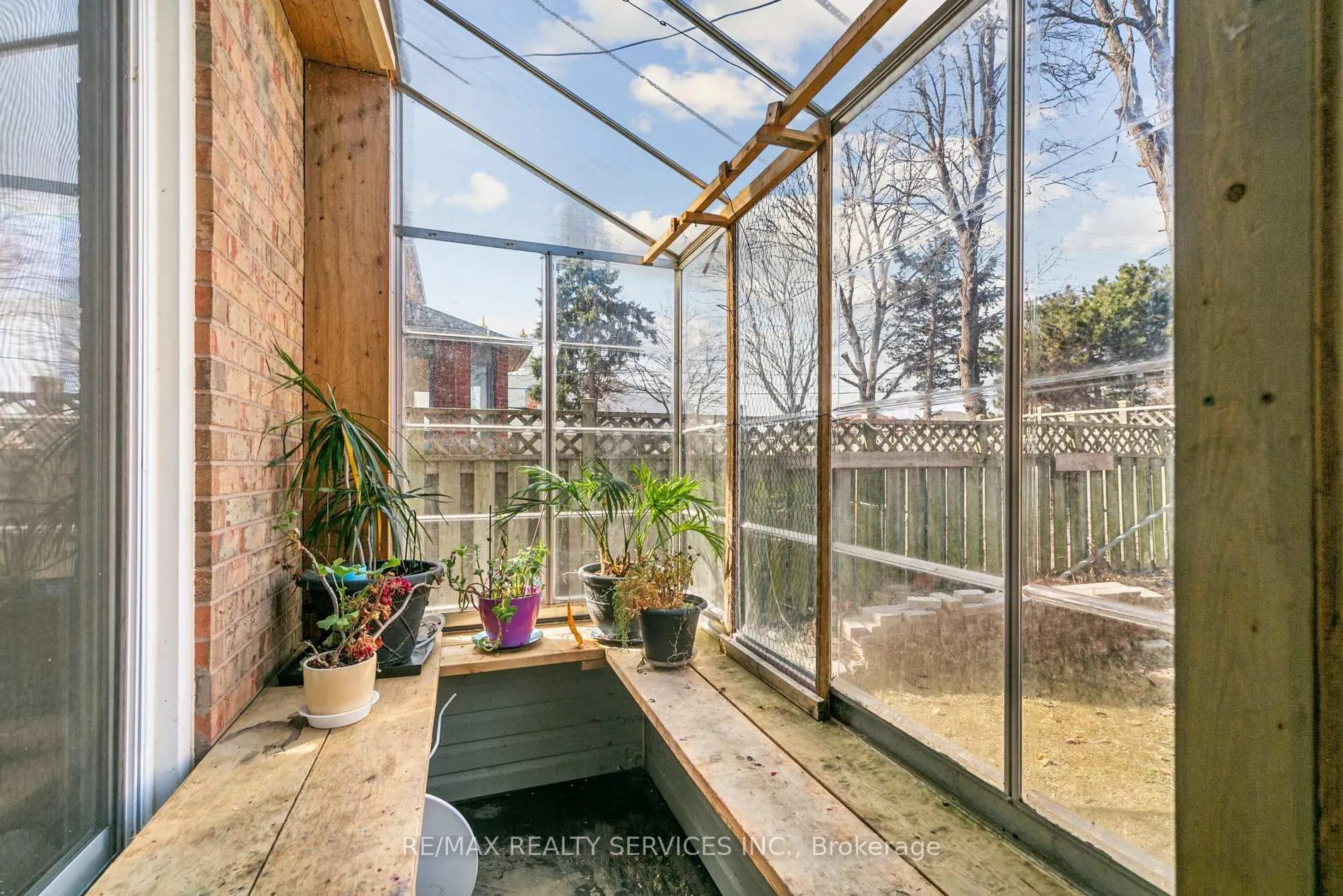 Photo 44 of 4 Burt Drive, Brampton, Northwood Park — HOMEH