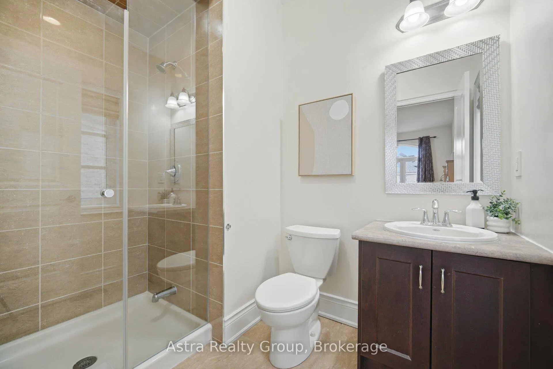 Photo 26 of 75 Virtue Crescent, Vaughan, Vellore Village — HOMEH