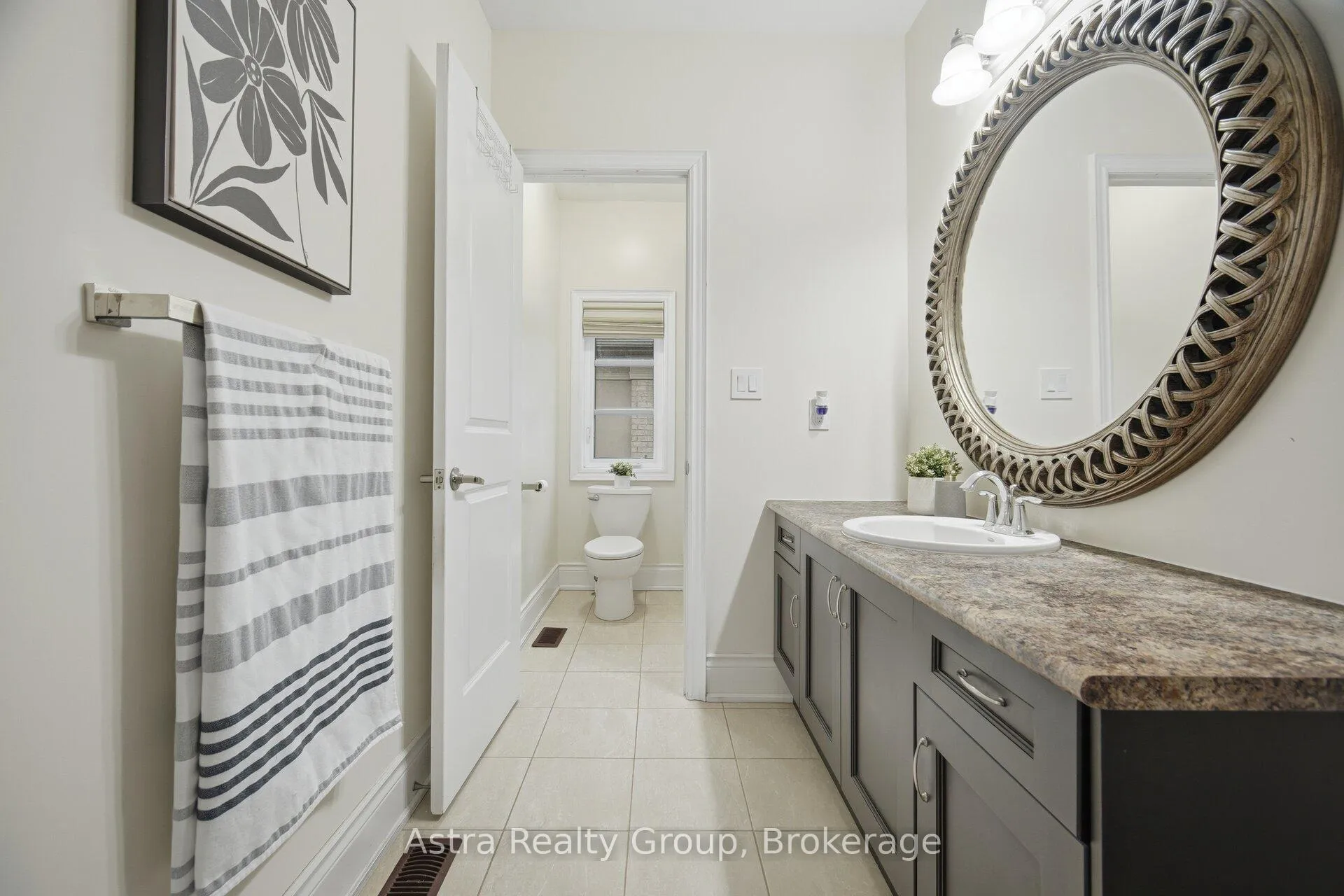 Photo 29 of 75 Virtue Crescent, Vaughan, Vellore Village — HOMEH