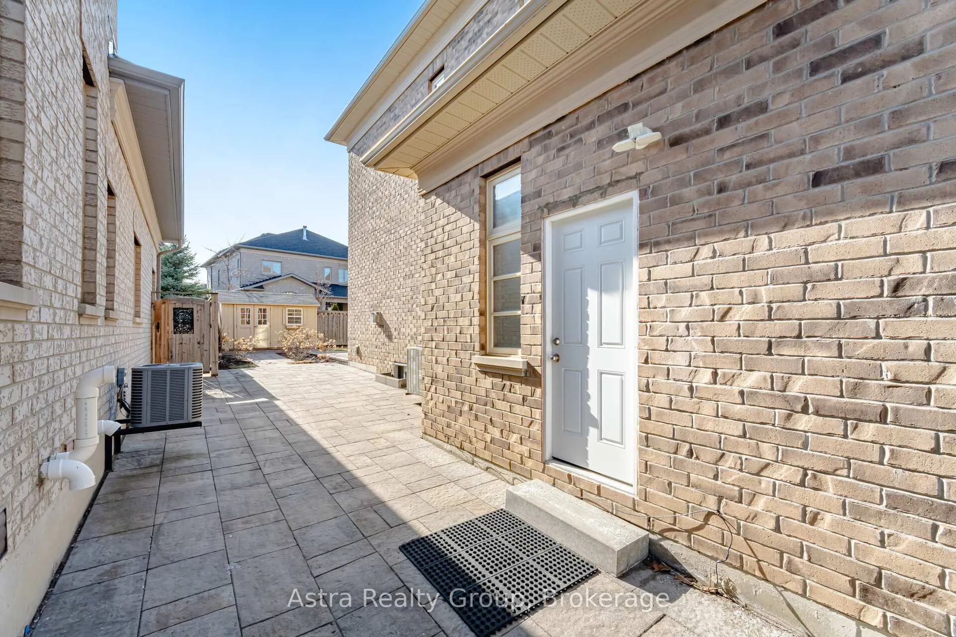 Photo 45 of 75 Virtue Crescent, Vaughan, Vellore Village — HOMEH