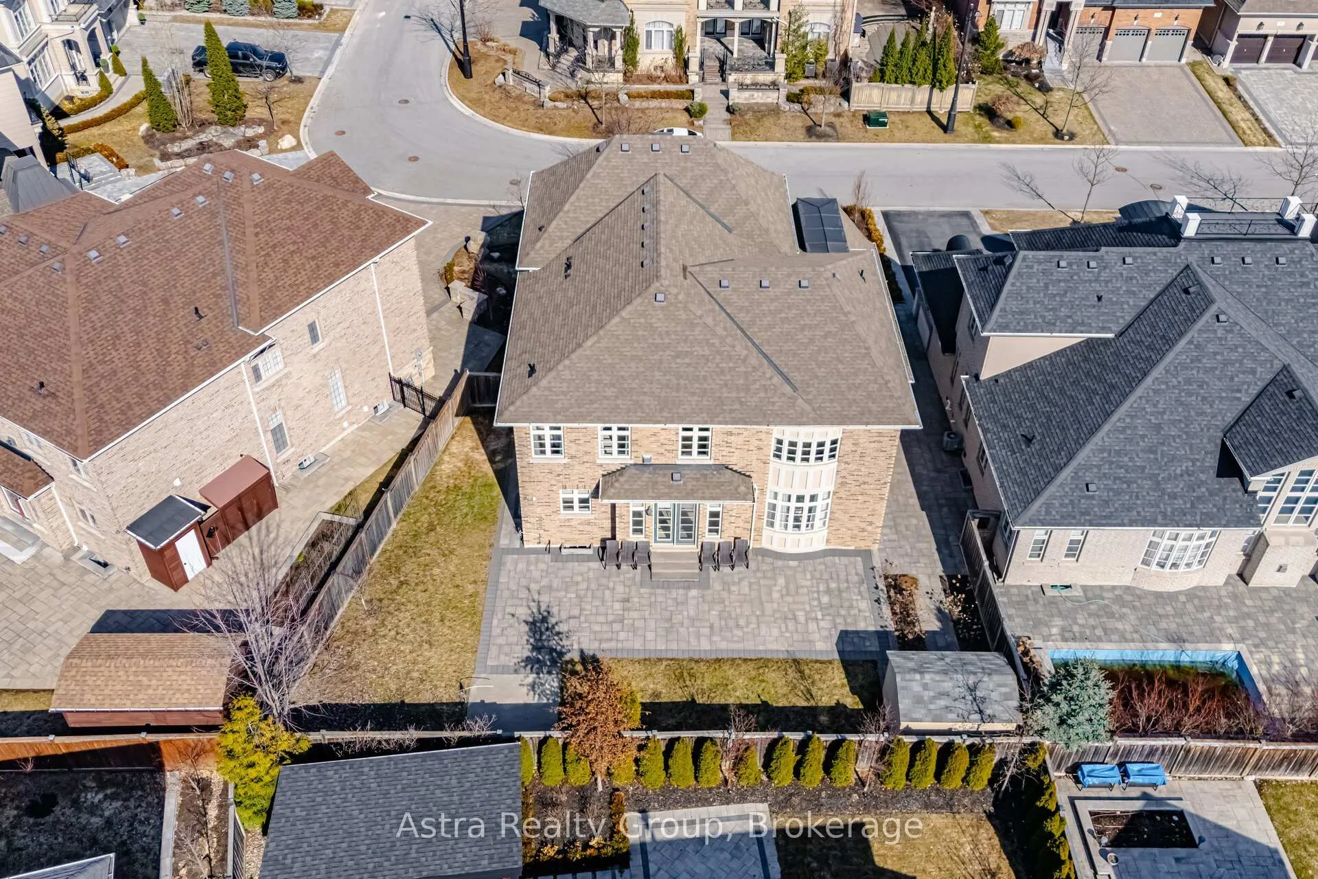 Photo 49 of 75 Virtue Crescent, Vaughan, Vellore Village — HOMEH