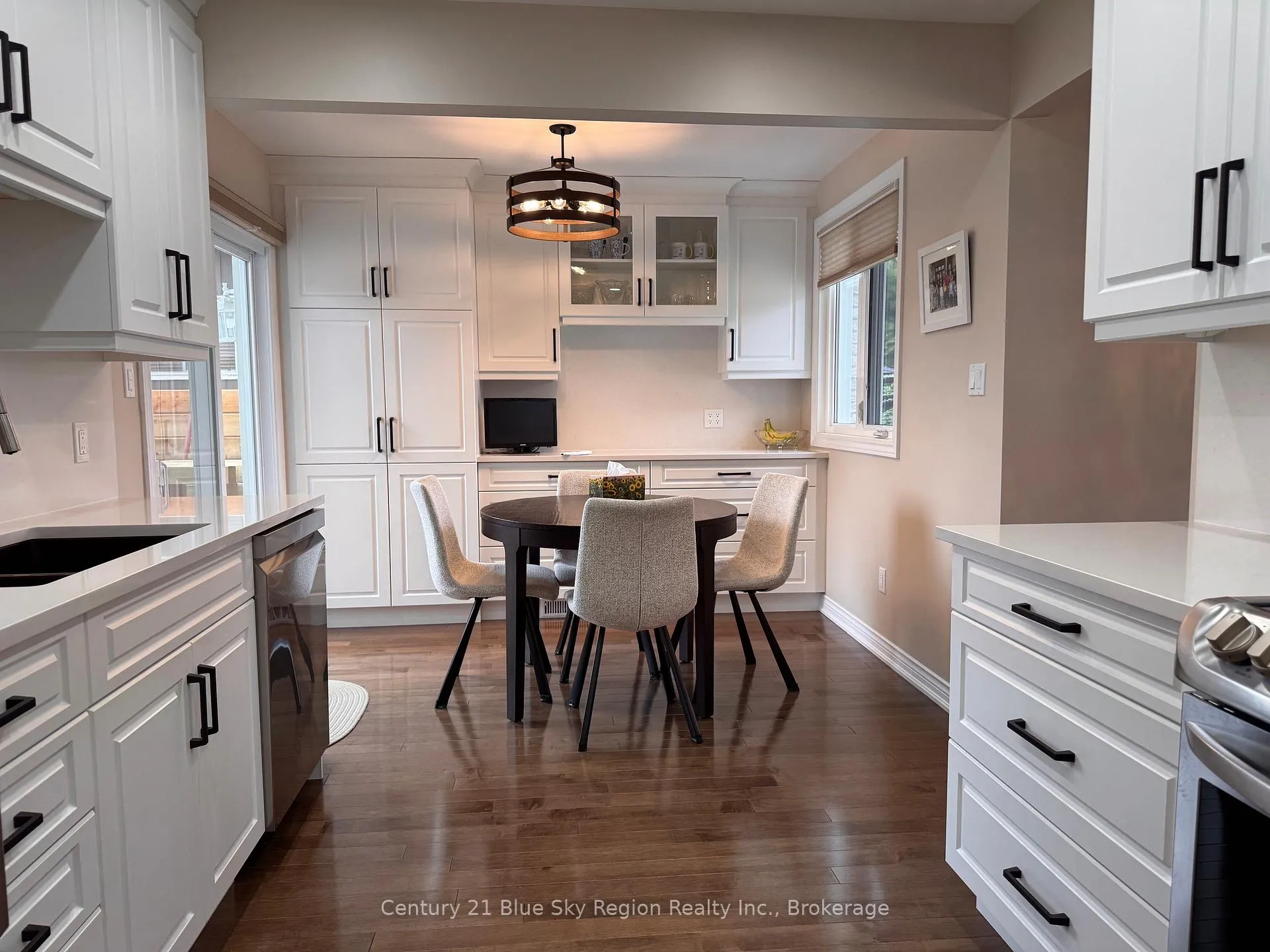 Photo 5 of 54 Harris Drive, North Bay, Ferris — HOMEH