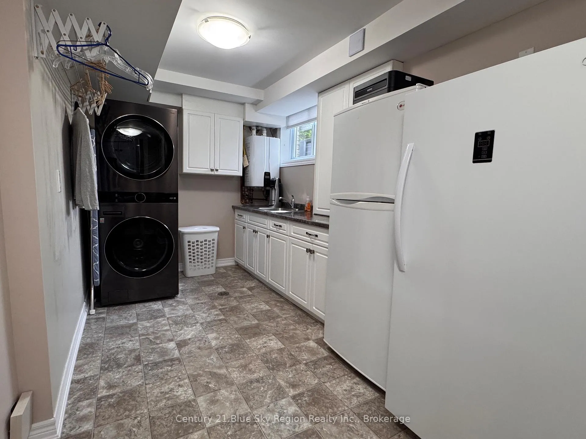 Photo 20 of 54 Harris Drive, North Bay, Ferris — HOMEH