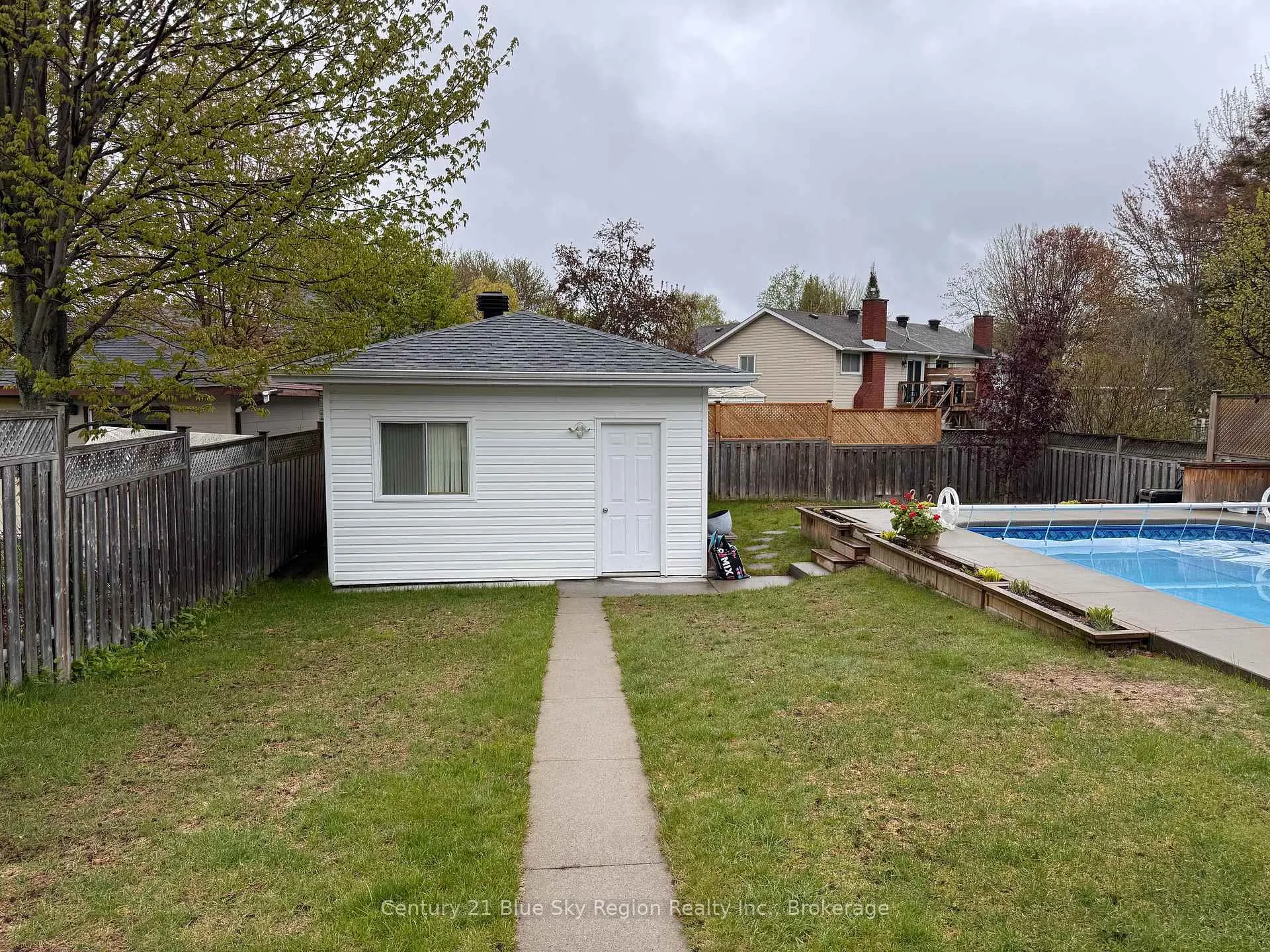 Photo 29 of 54 Harris Drive, North Bay, Ferris — HOMEH