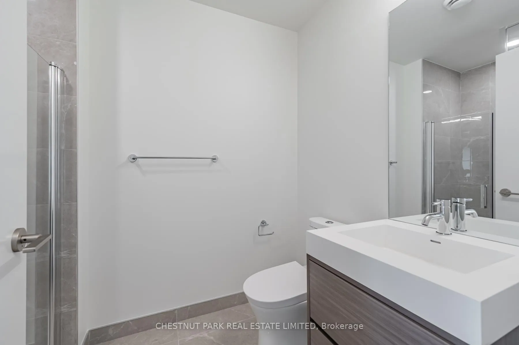 Photo 4 of Unit 107, 9 Tecumseth Street, Toronto, Niagara — HOMEH