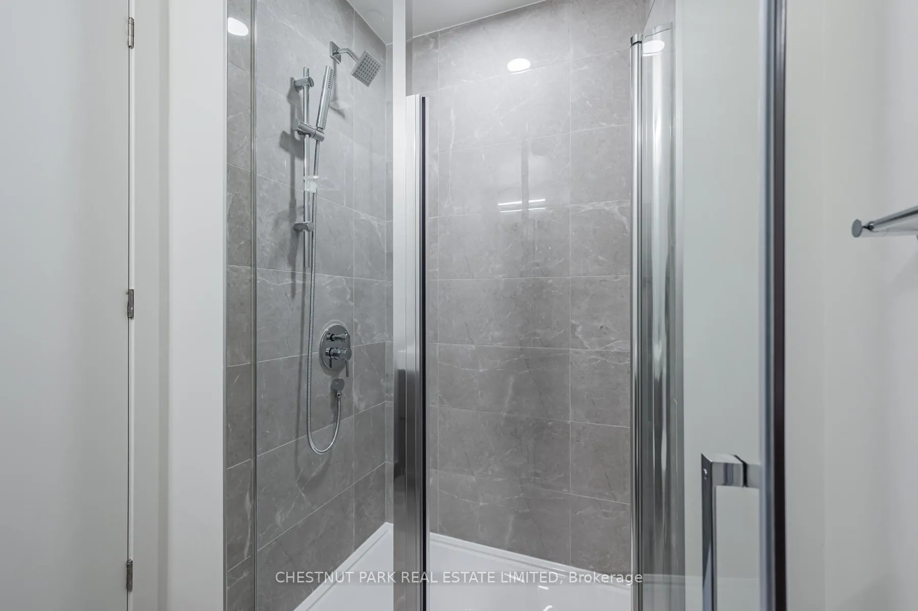 Photo 5 of Unit 107, 9 Tecumseth Street, Toronto, Niagara — HOMEH