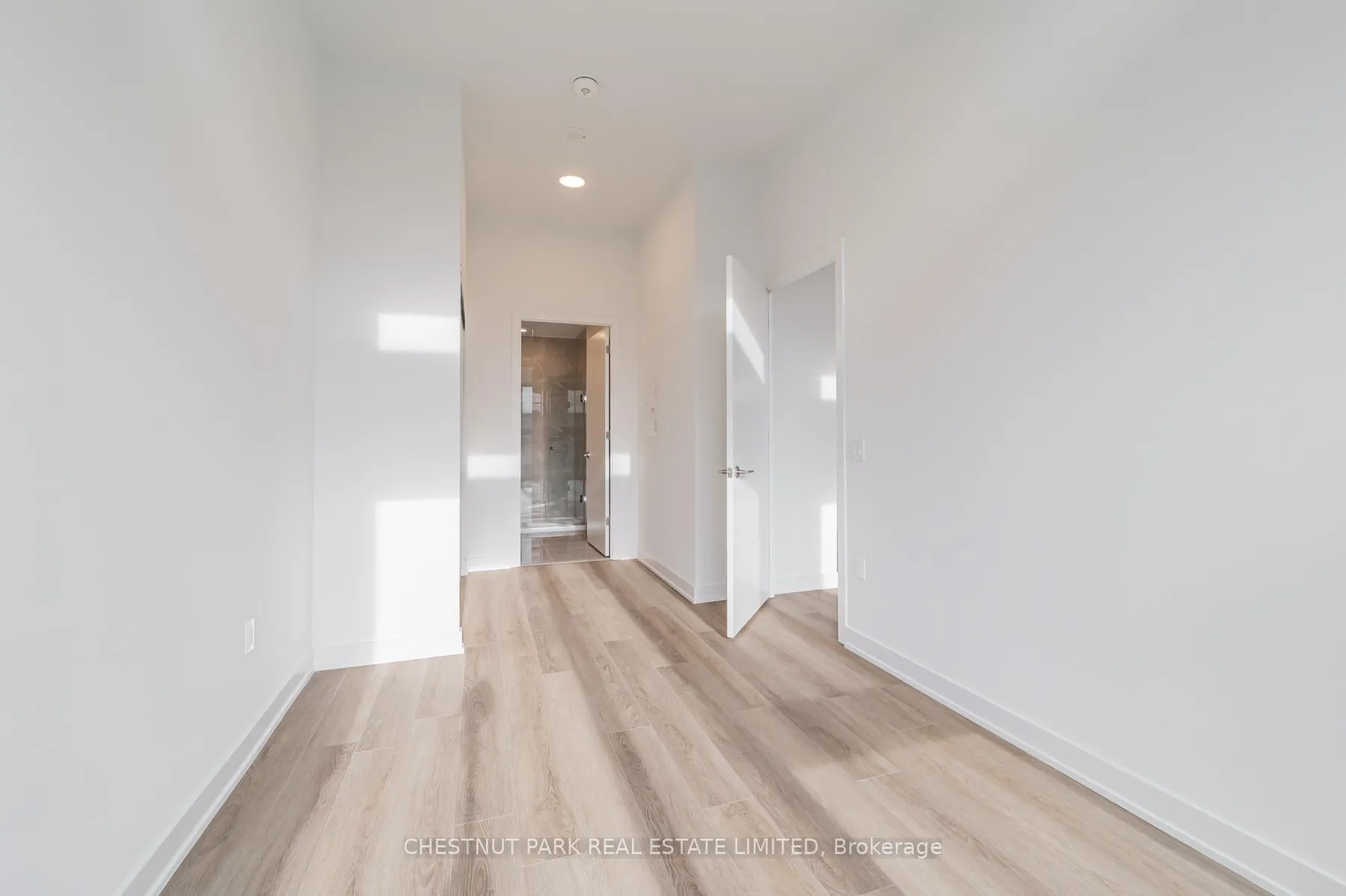 Photo 8 of Unit 107, 9 Tecumseth Street, Toronto, Niagara — HOMEH