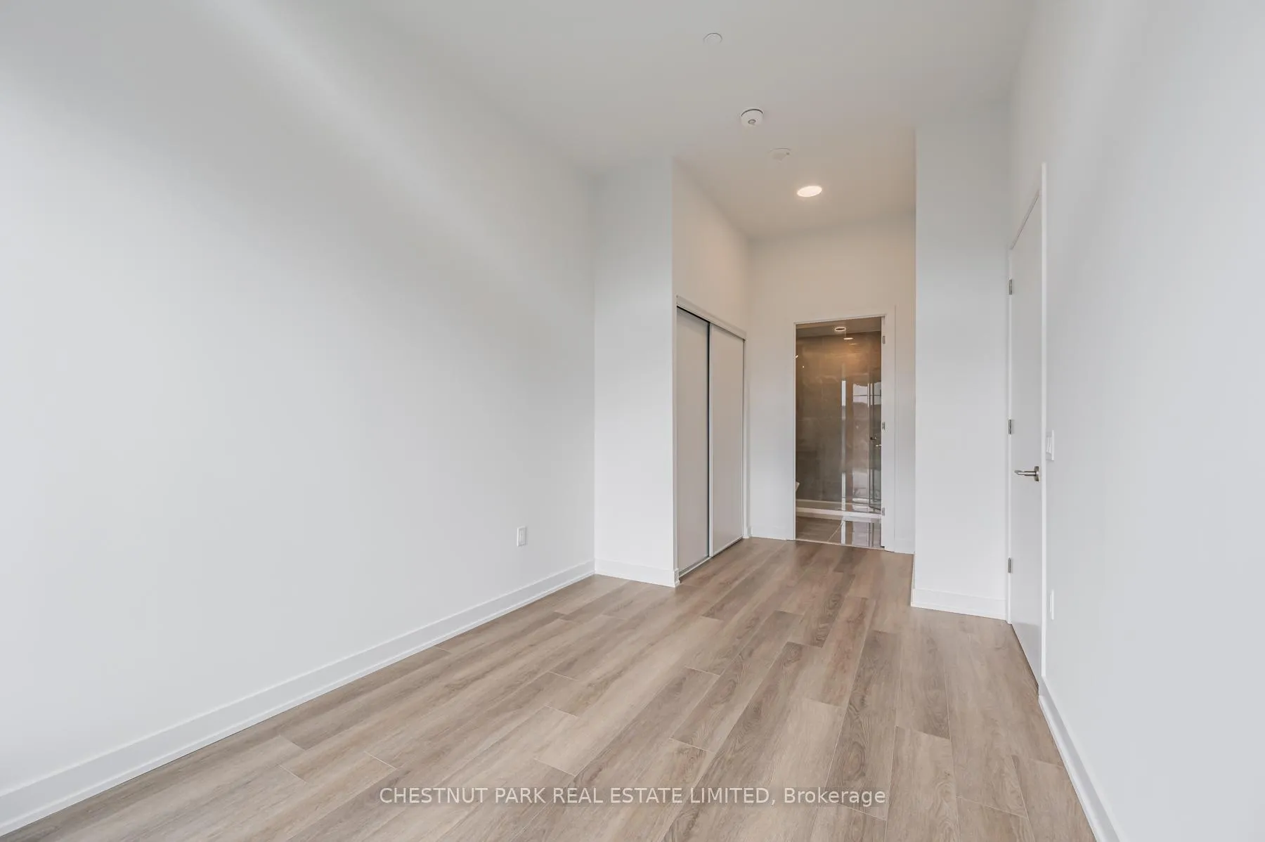 Photo 9 of Unit 107, 9 Tecumseth Street, Toronto, Niagara — HOMEH