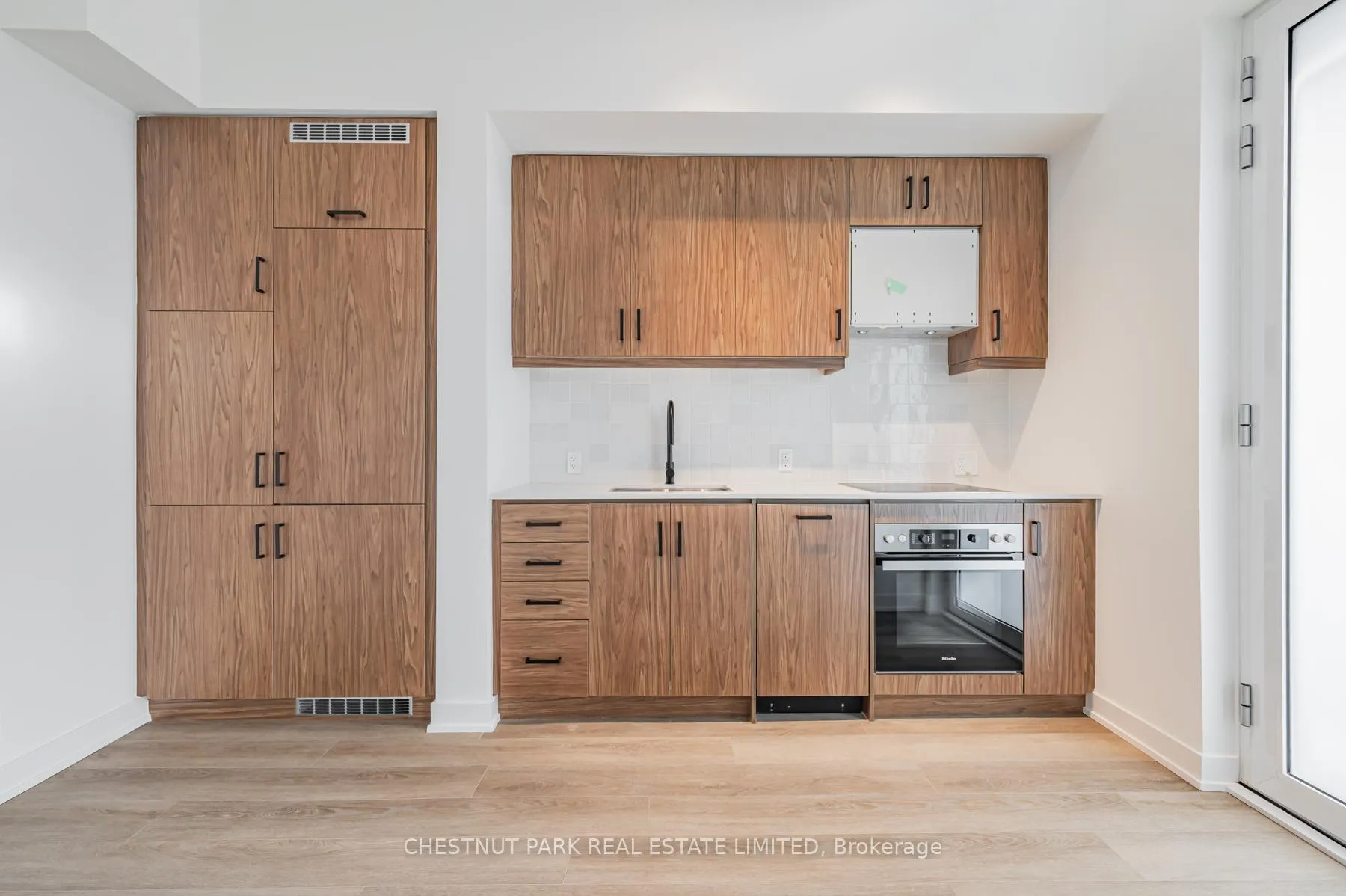 Photo 14 of Unit 107, 9 Tecumseth Street, Toronto, Niagara — HOMEH