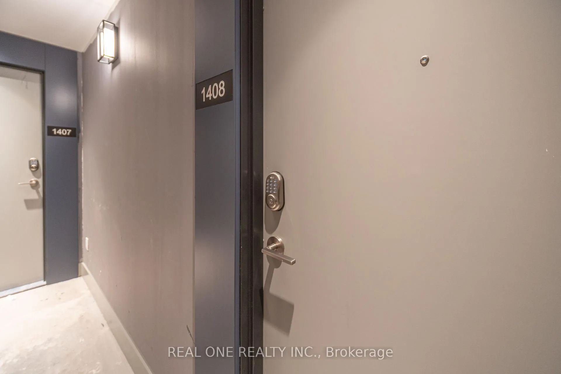 Photo 5 of Unit 1408, 30 Upper Mall Way, Vaughan, Brownridge — HOMEH