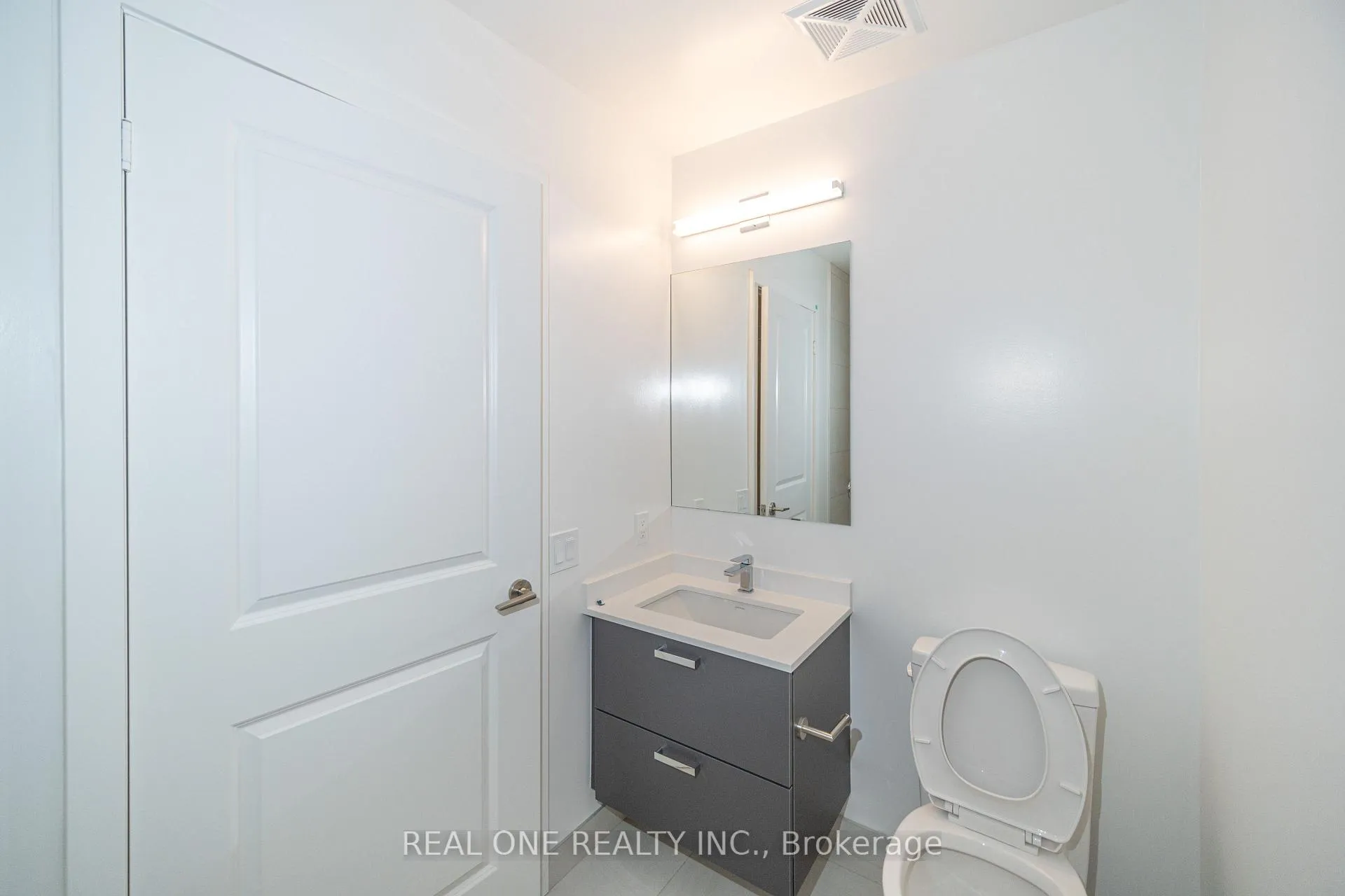 Photo 29 of Unit 1408, 30 Upper Mall Way, Vaughan, Brownridge — HOMEH